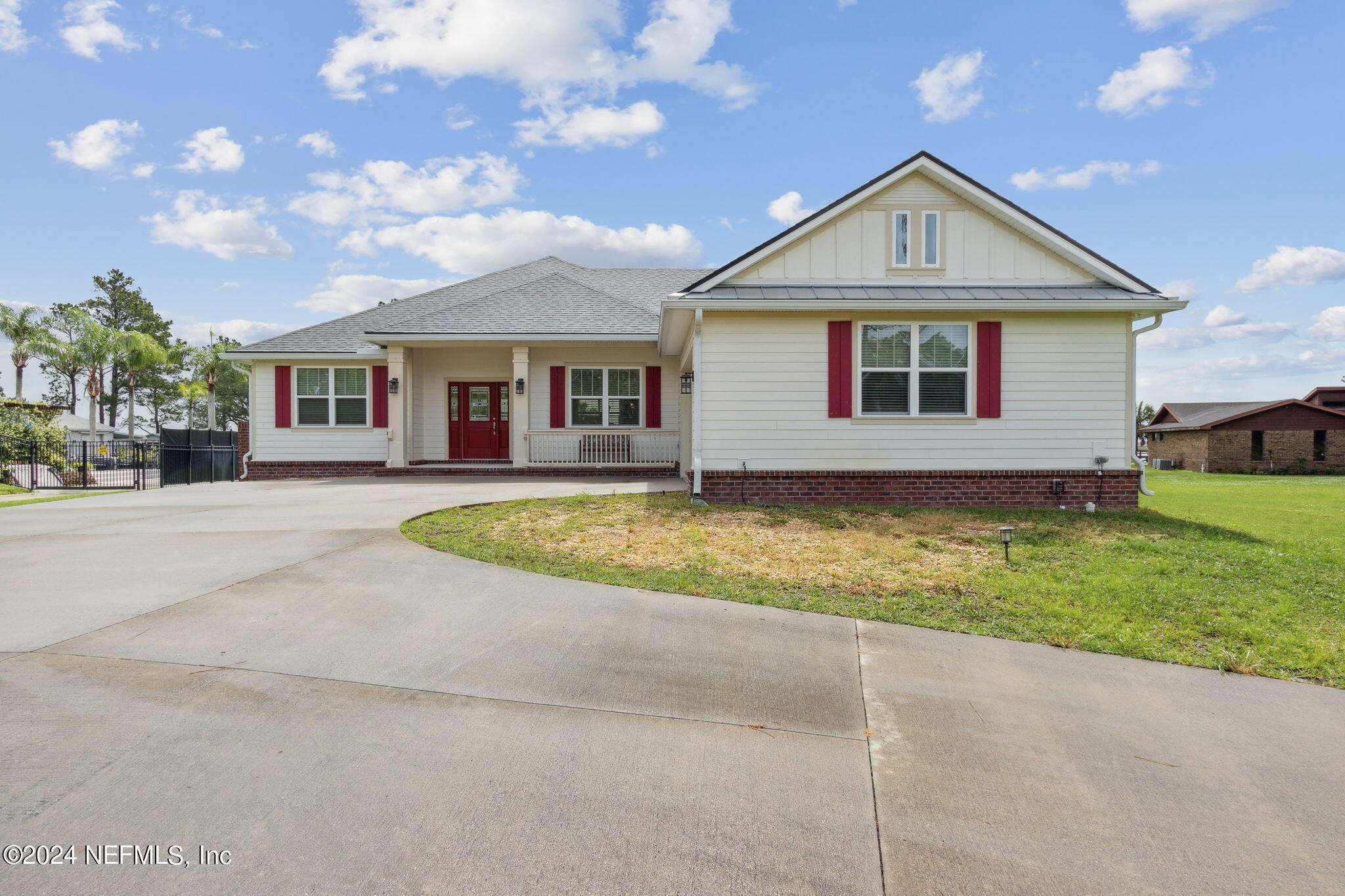 925 EAGLE BEND Court