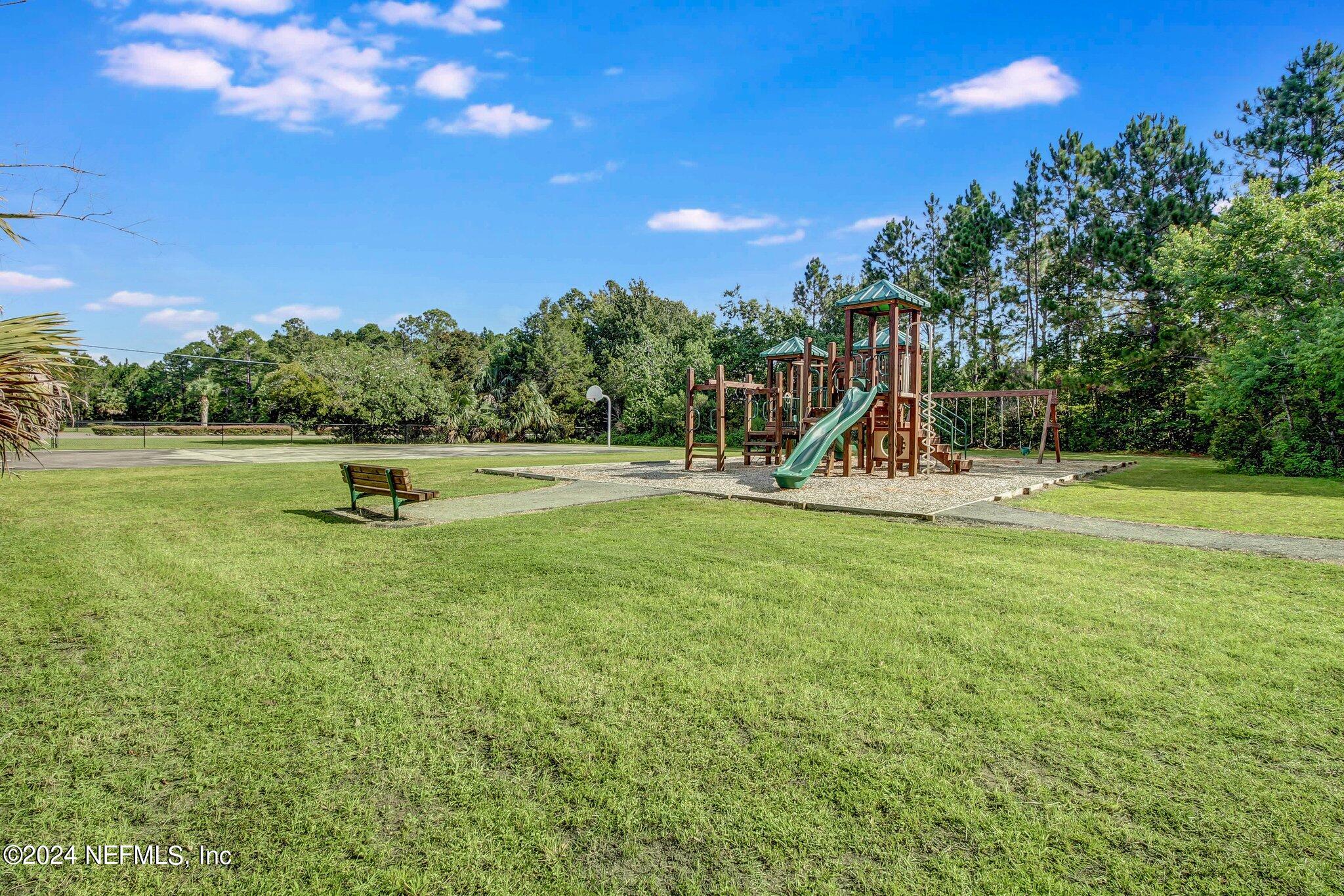 925 EAGLE BEND Court