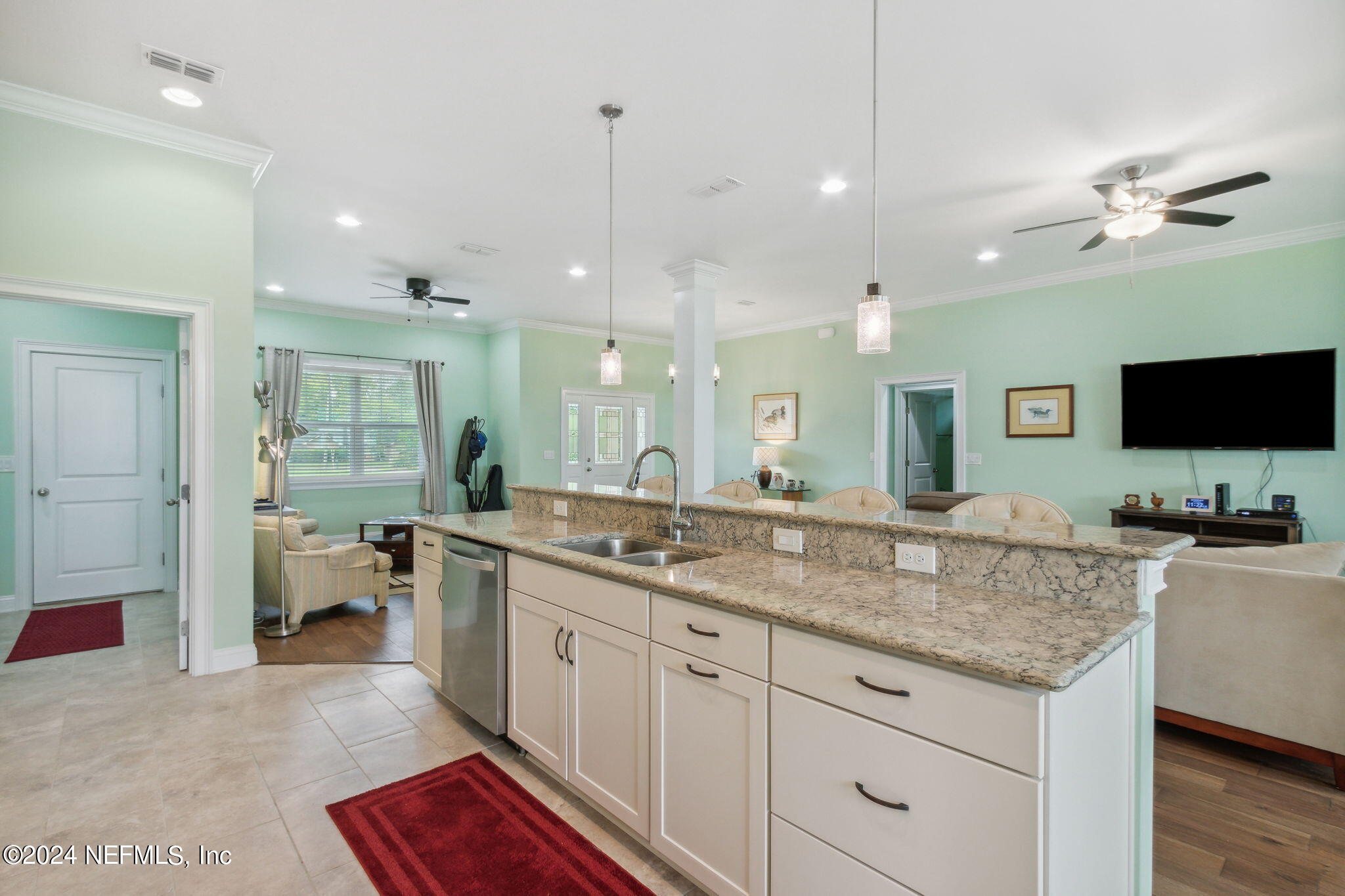 925 EAGLE BEND Court