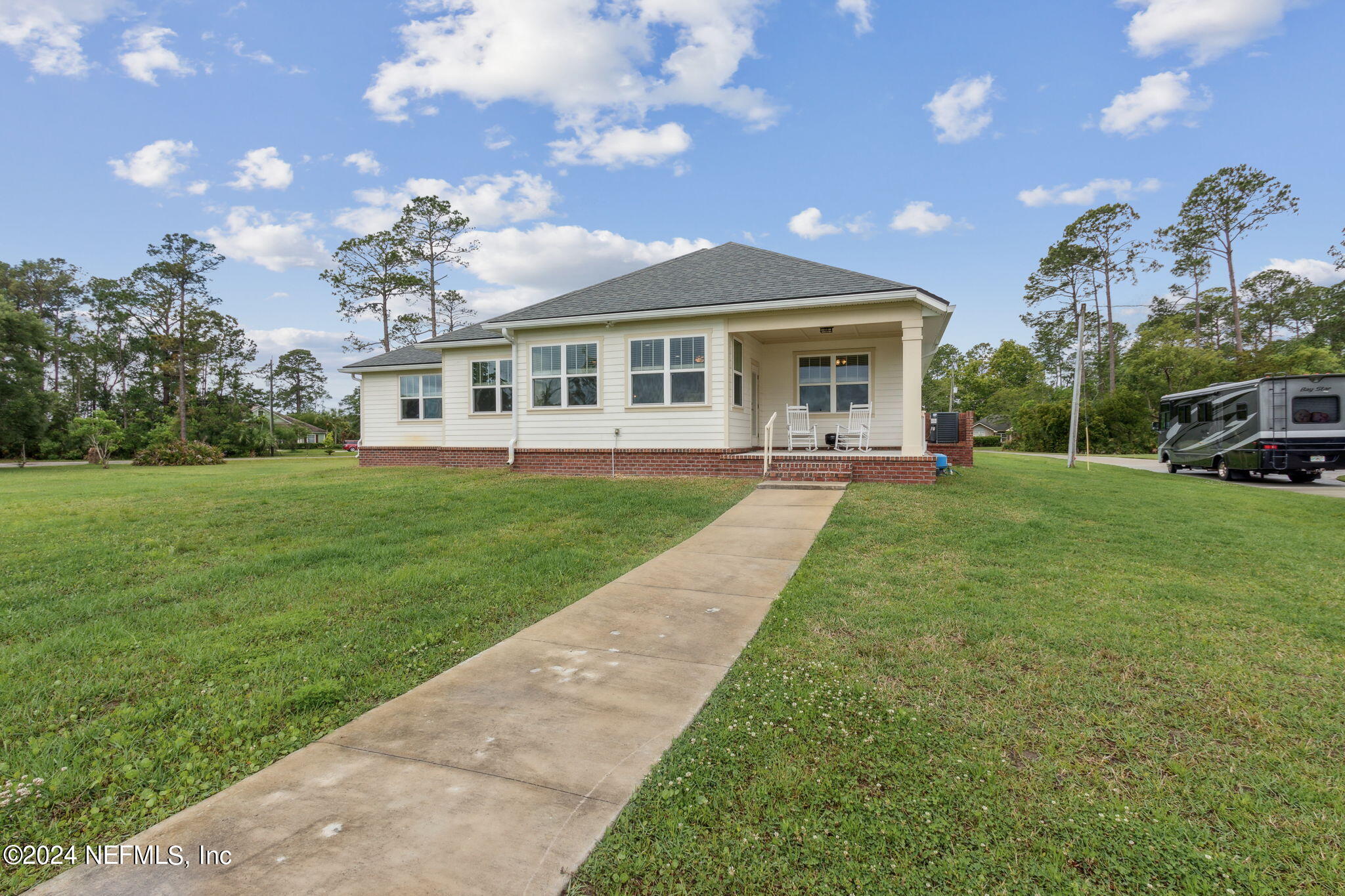 925 EAGLE BEND Court