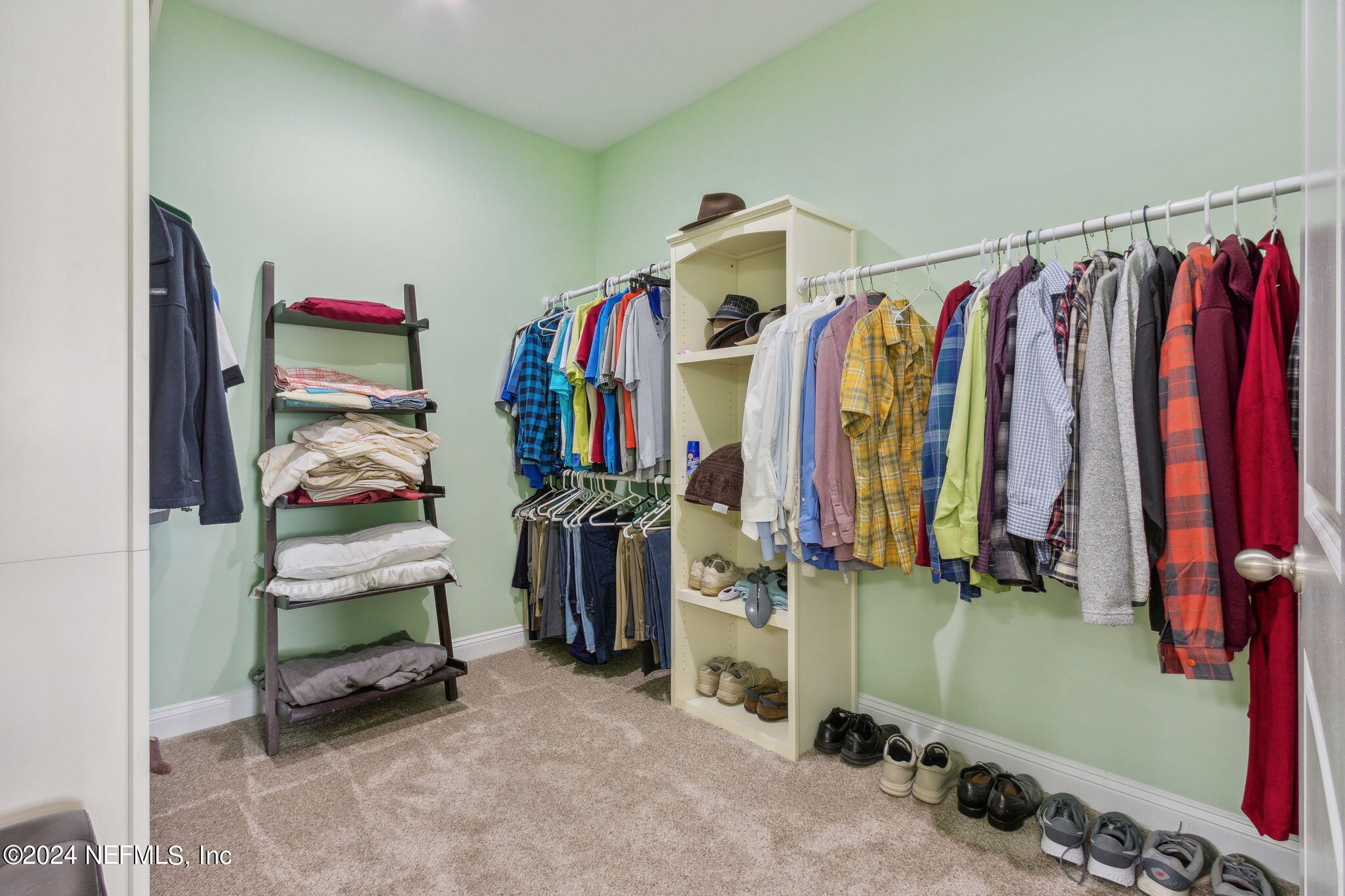 925 EAGLE BEND Court