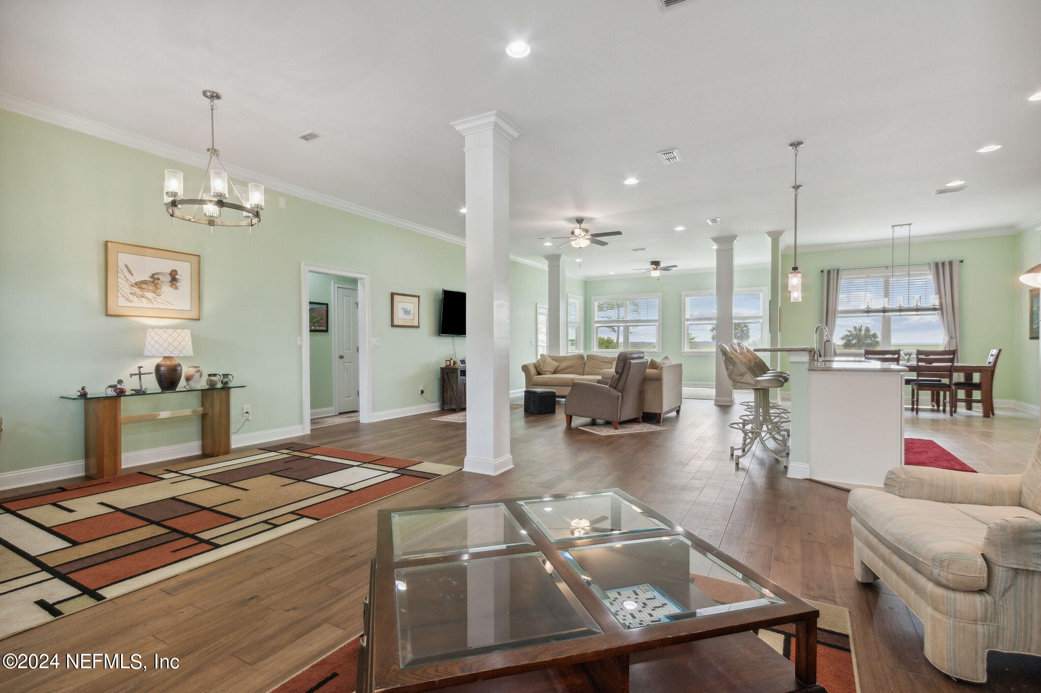 925 EAGLE BEND Court