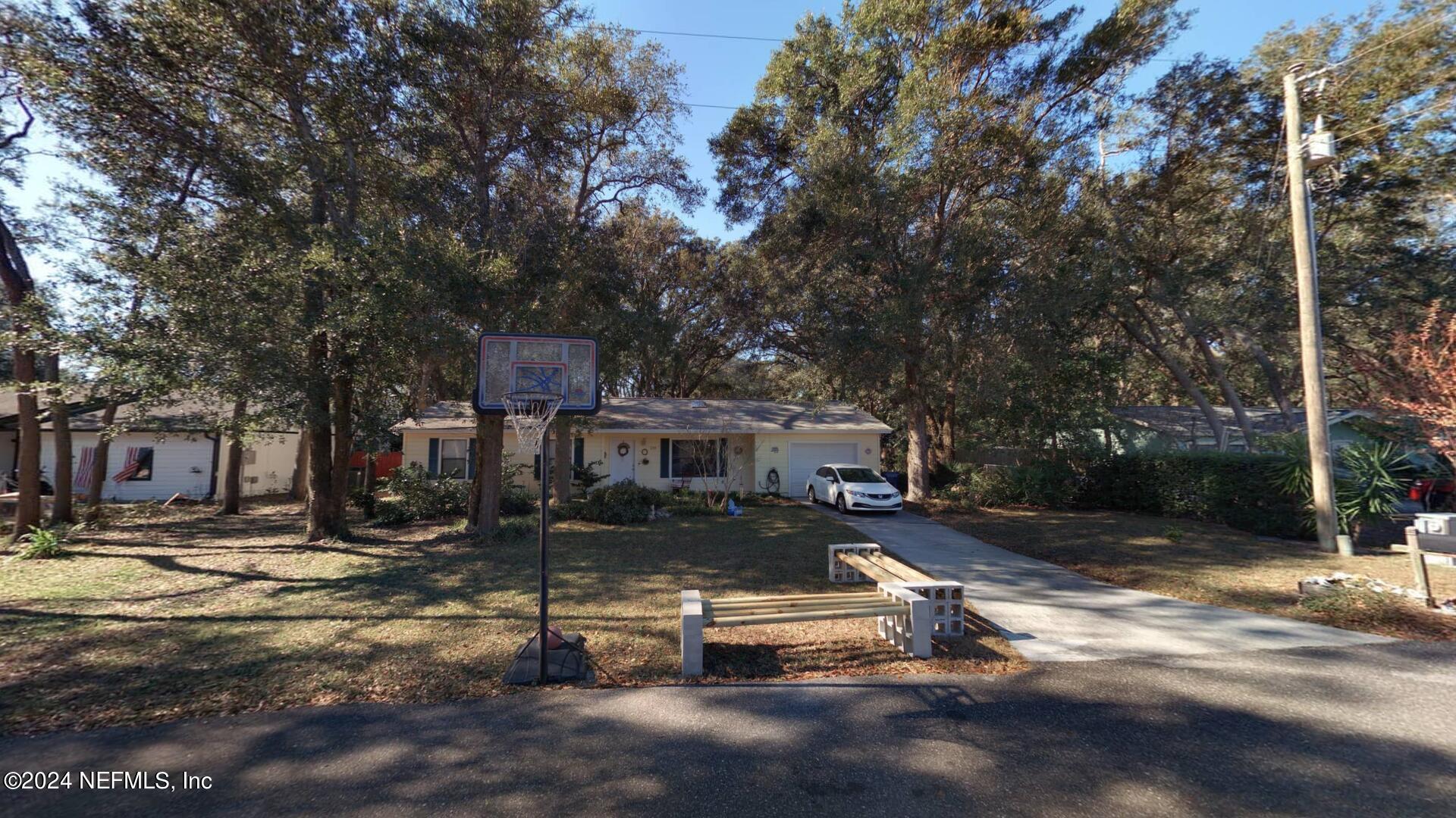 1739 PHEASANT Lane