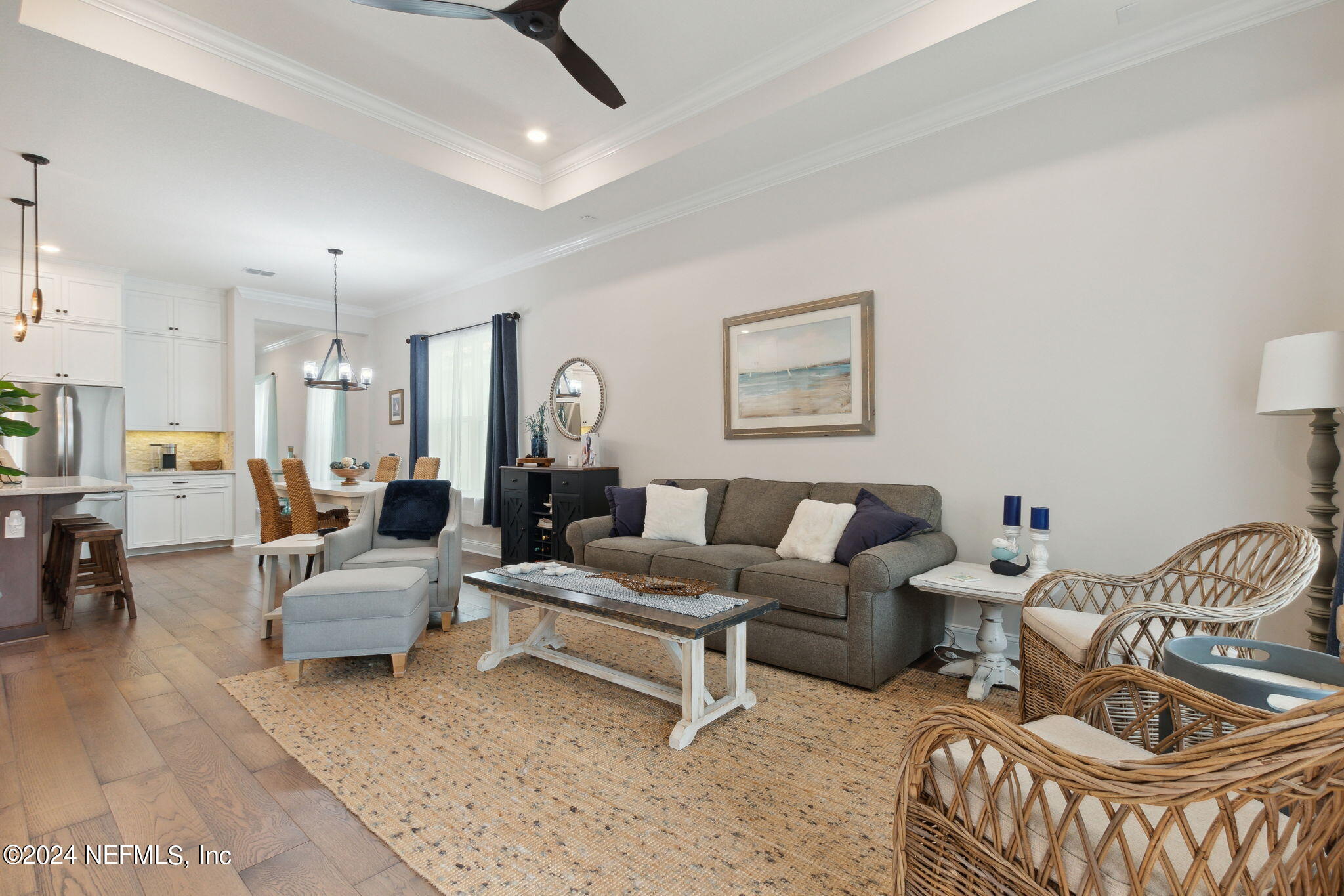 96014 ENCLAVE Manor