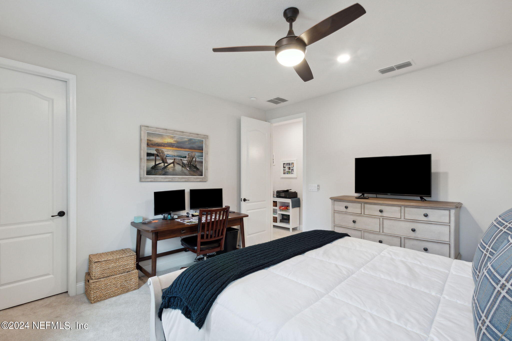96014 ENCLAVE Manor