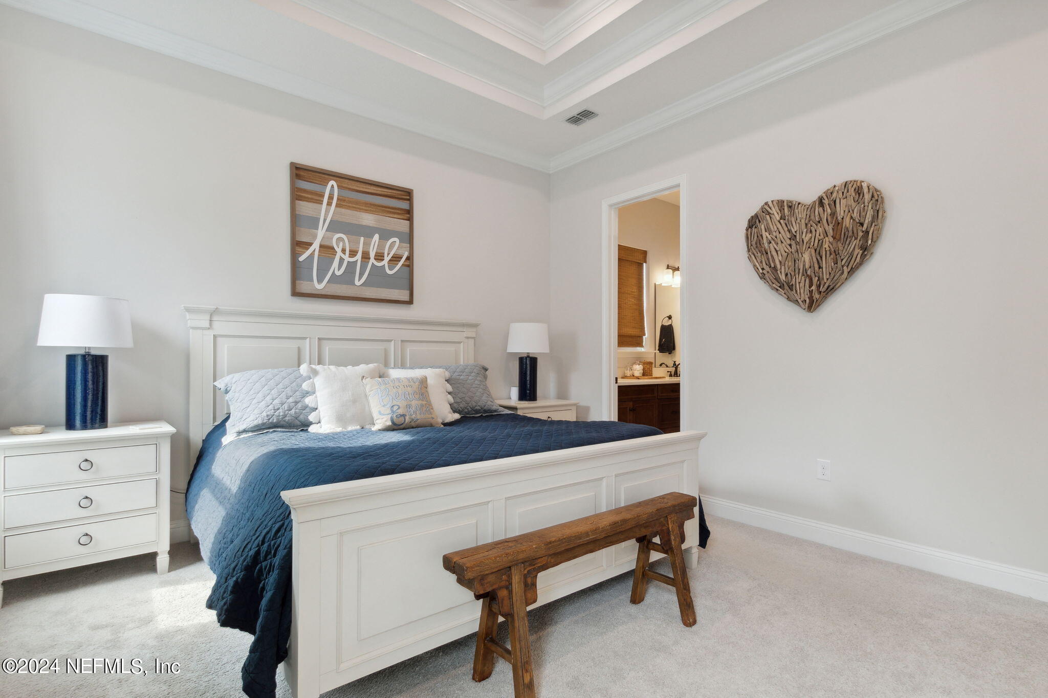 96014 ENCLAVE Manor