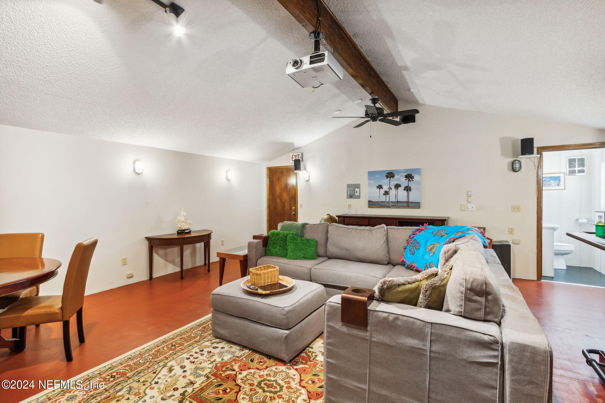 16041 SHELLCRACKER Road