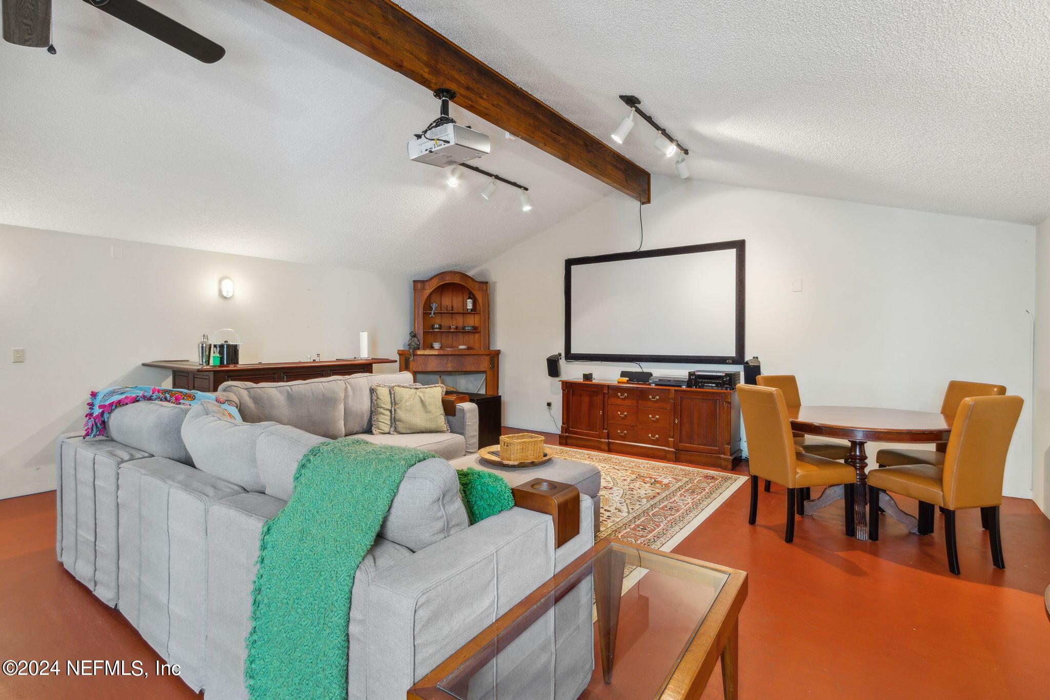 16041 SHELLCRACKER Road
