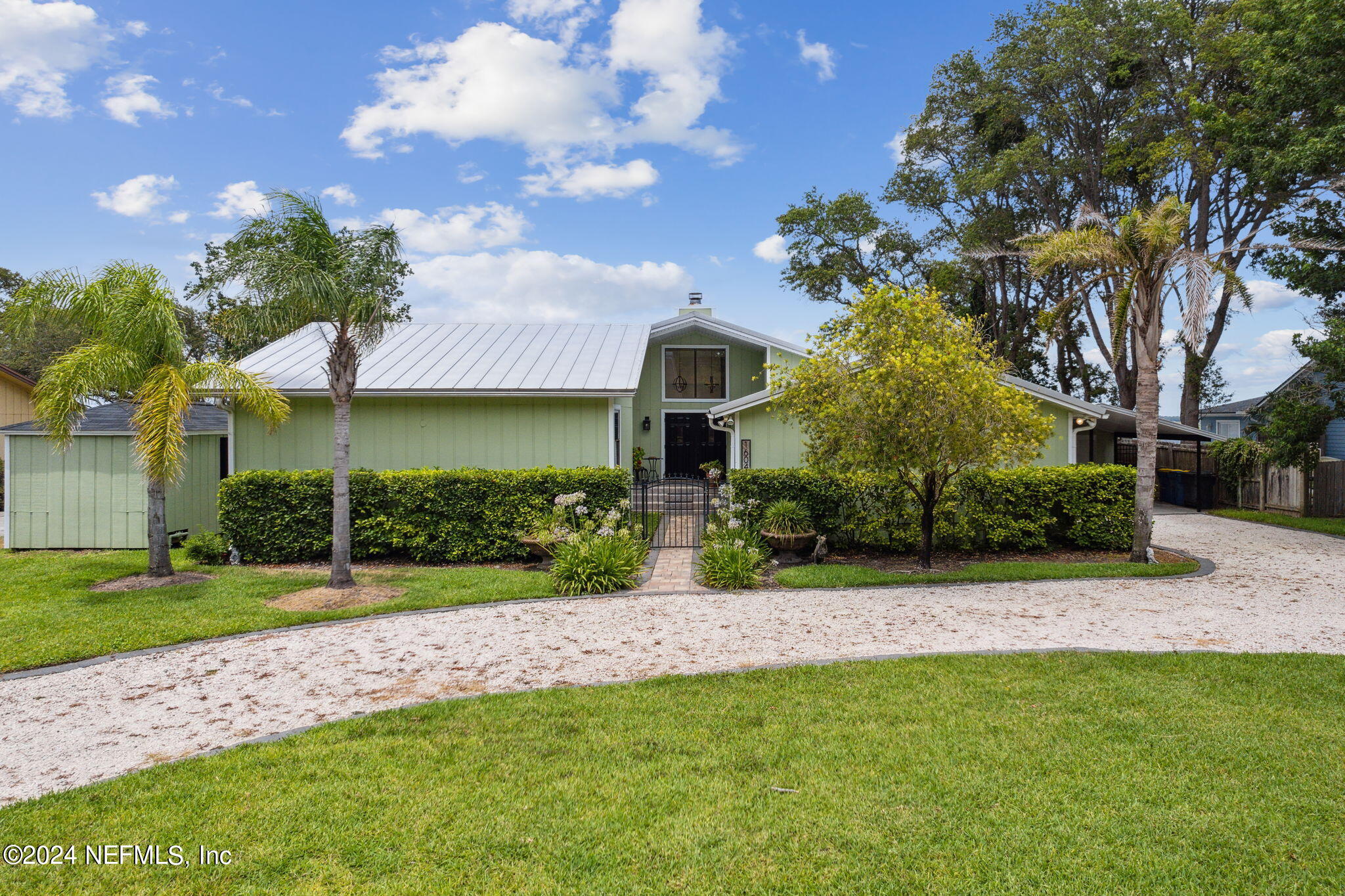 16041 SHELLCRACKER Road