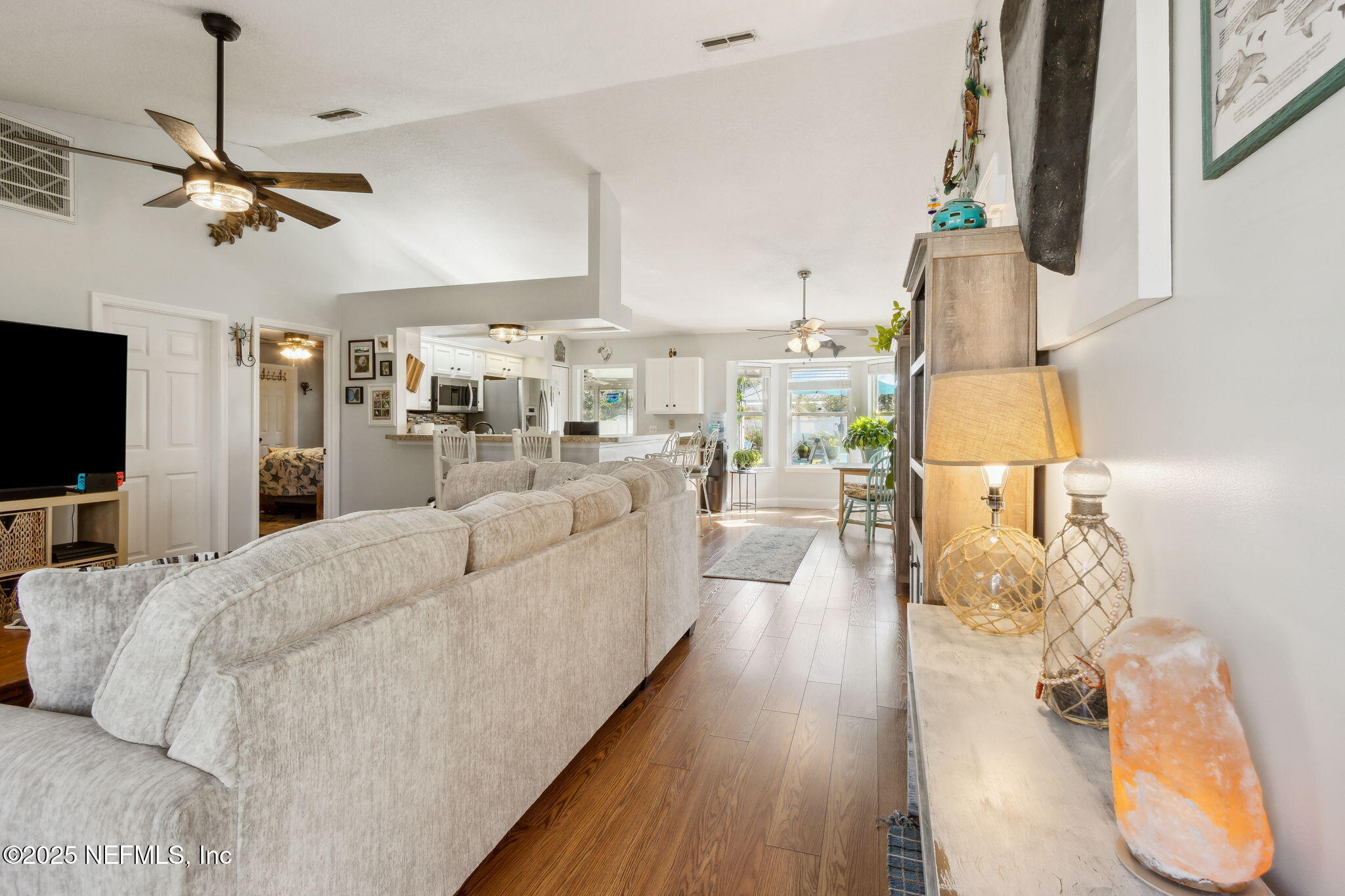 96038 MAPLE Court