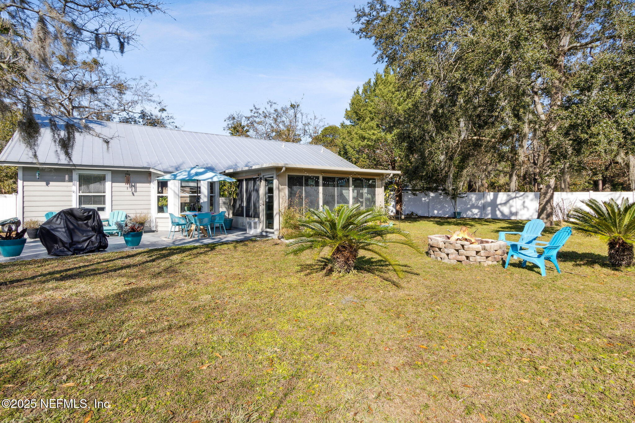 96038 MAPLE Court