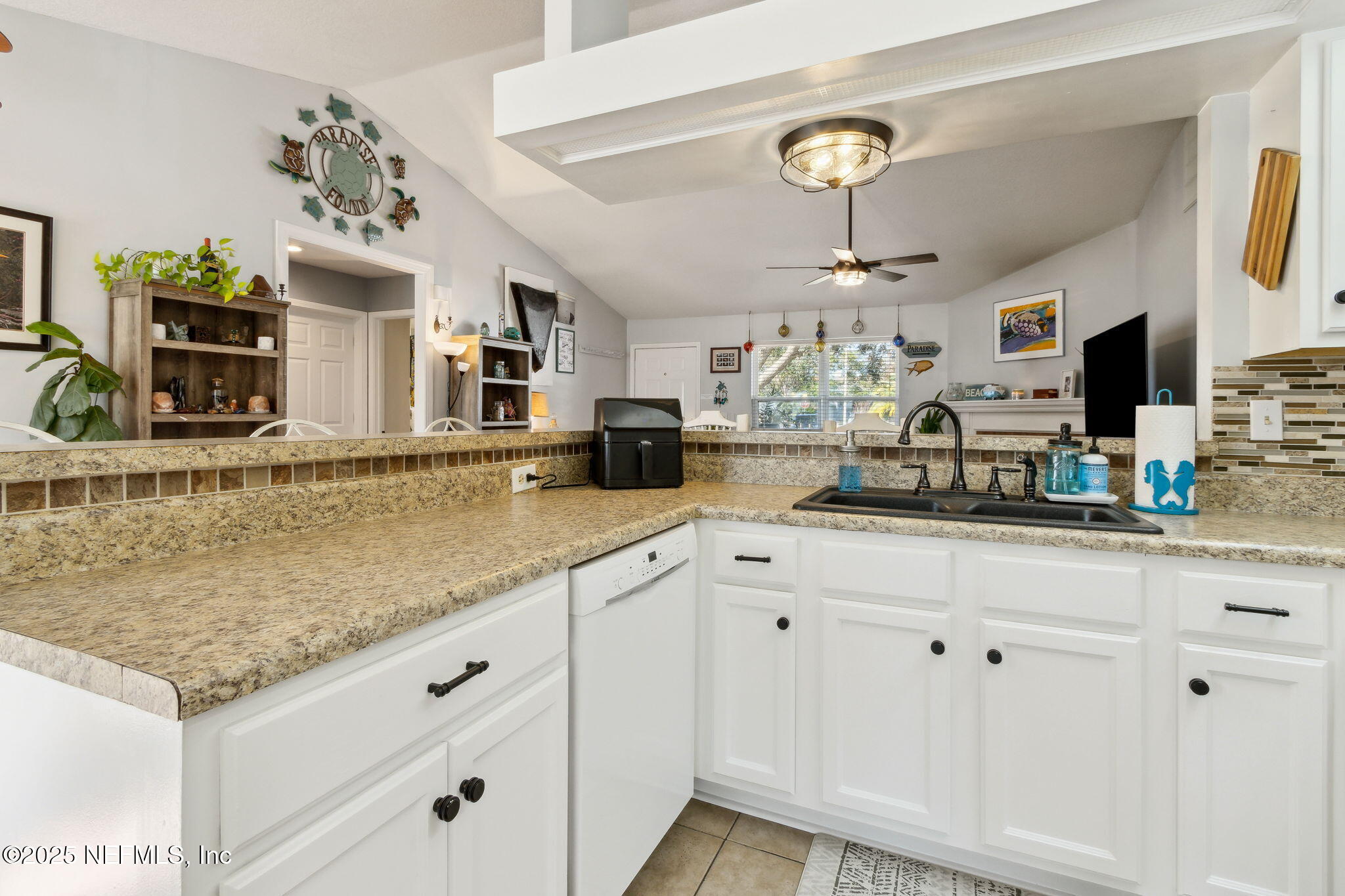 96038 MAPLE Court