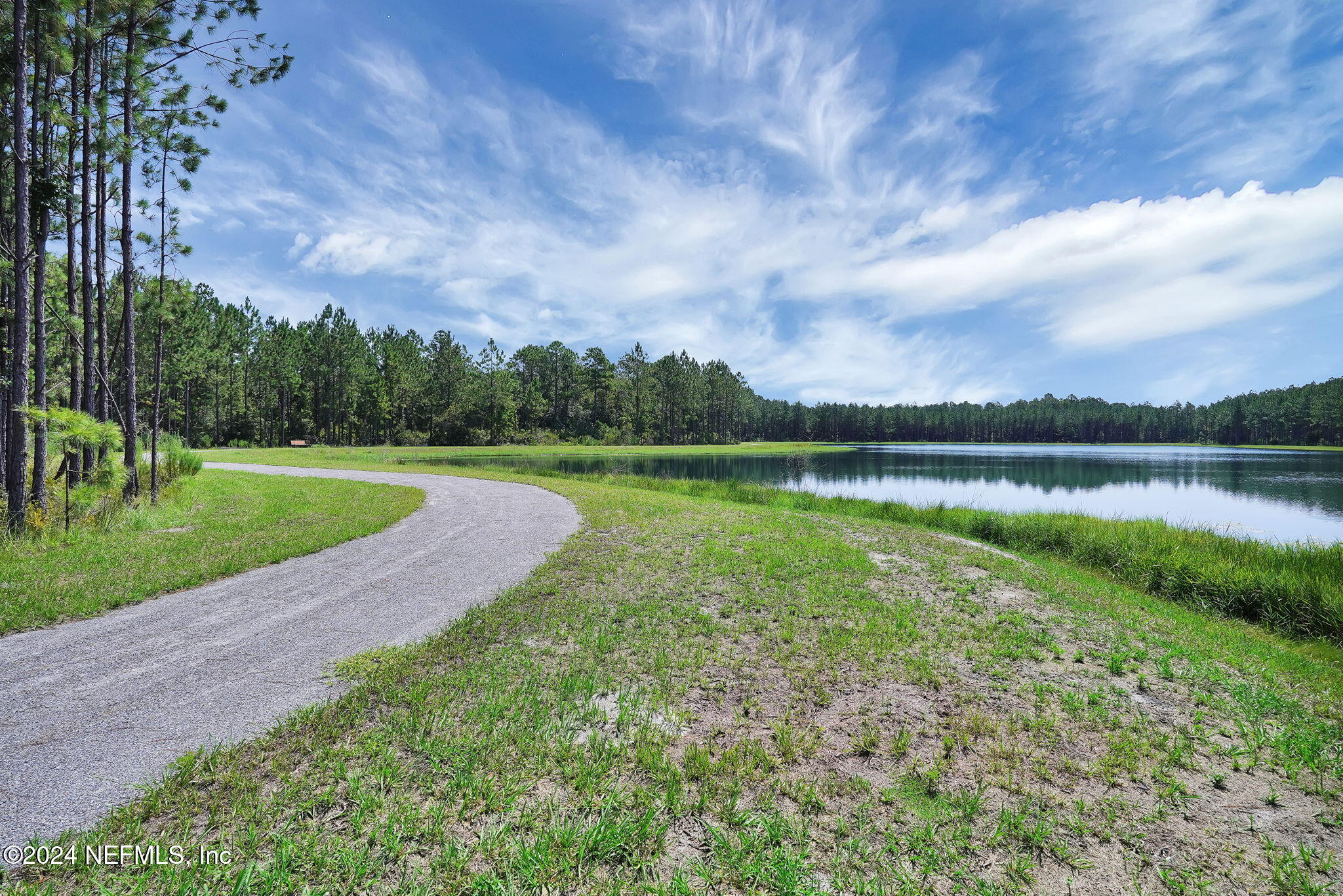 632 HAWTHORN PARK Circle