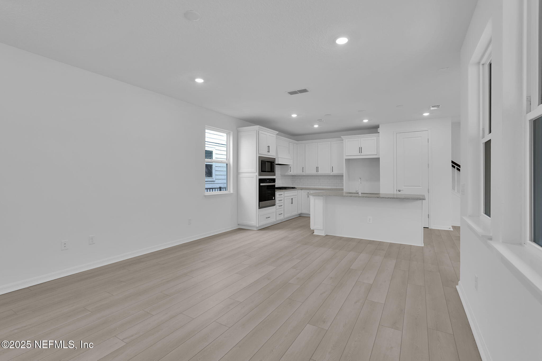 632 HAWTHORN PARK Circle