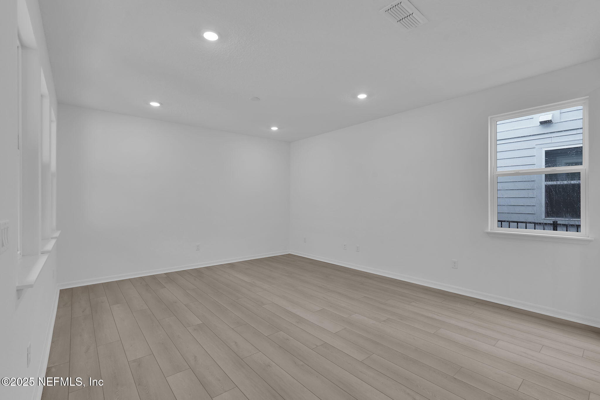 632 HAWTHORN PARK Circle