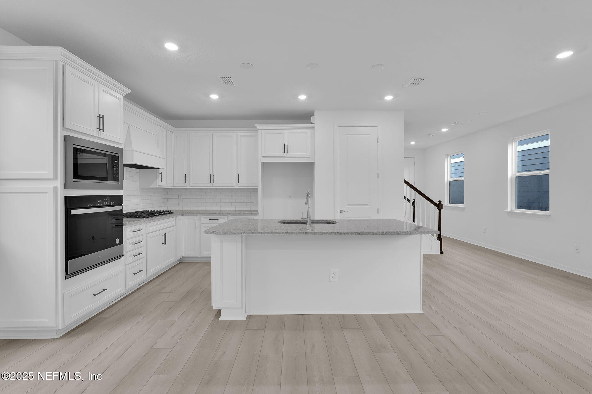 632 HAWTHORN PARK Circle