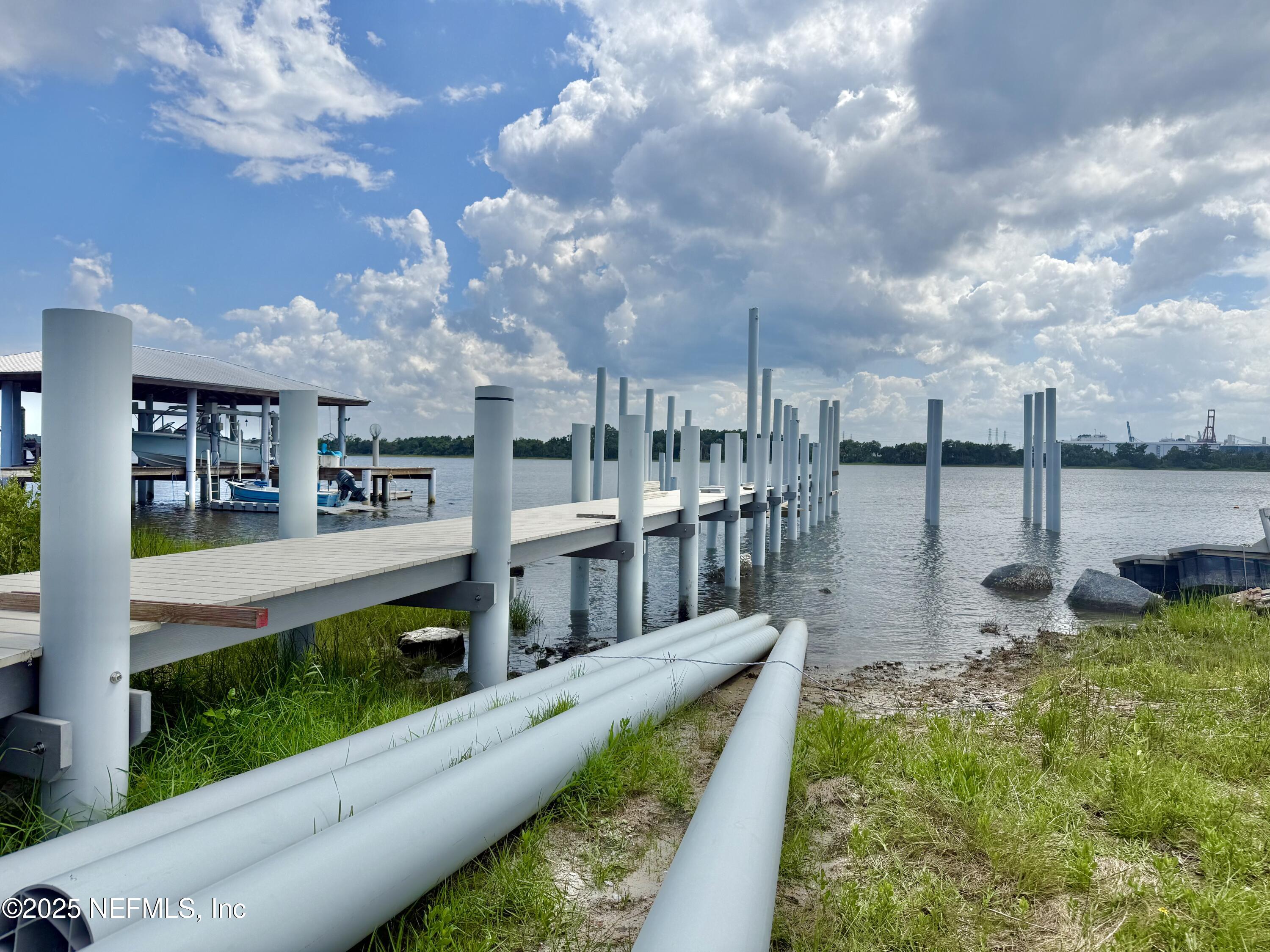 6030 HECKSCHER Drive