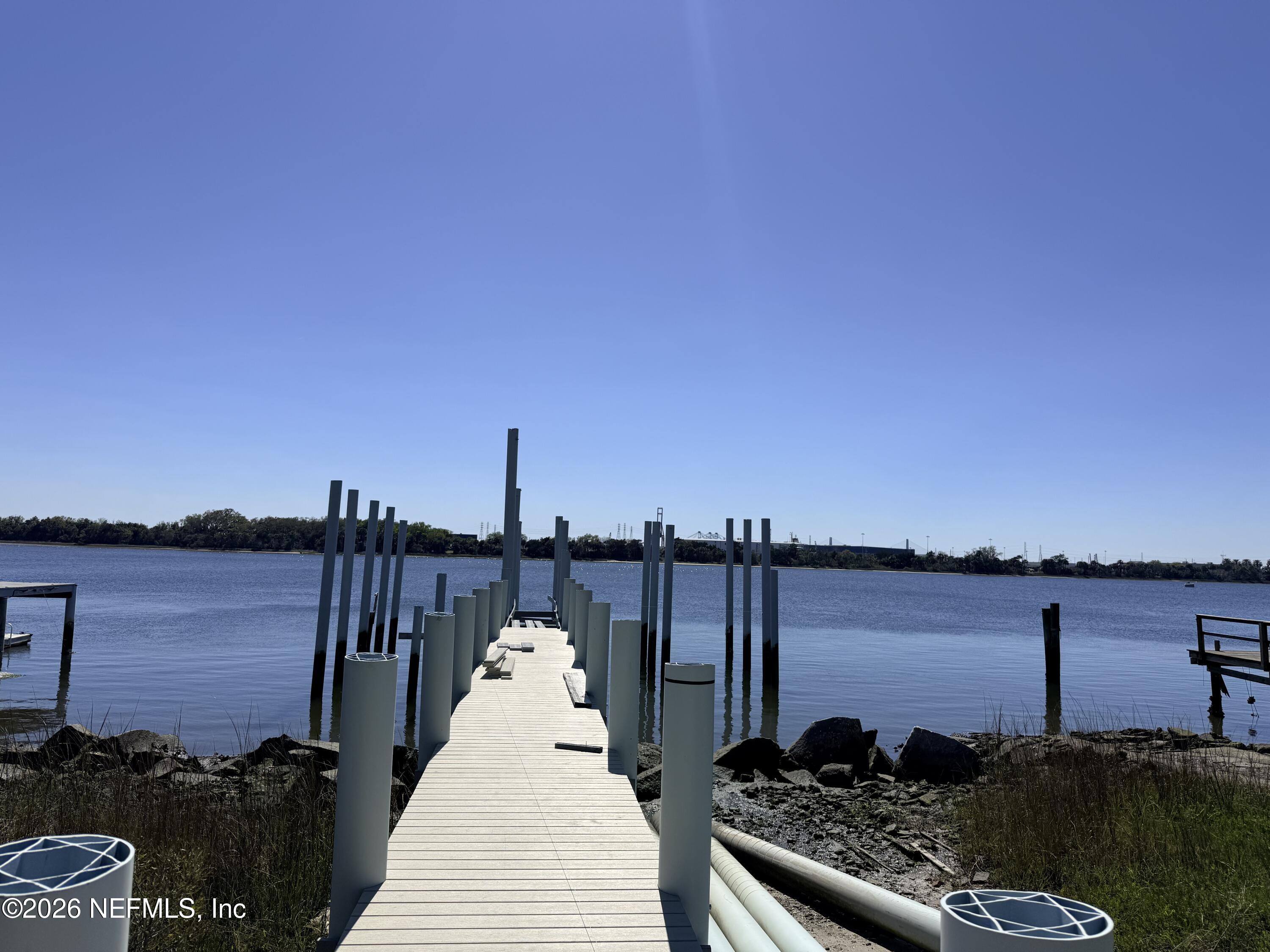 6030 HECKSCHER Drive