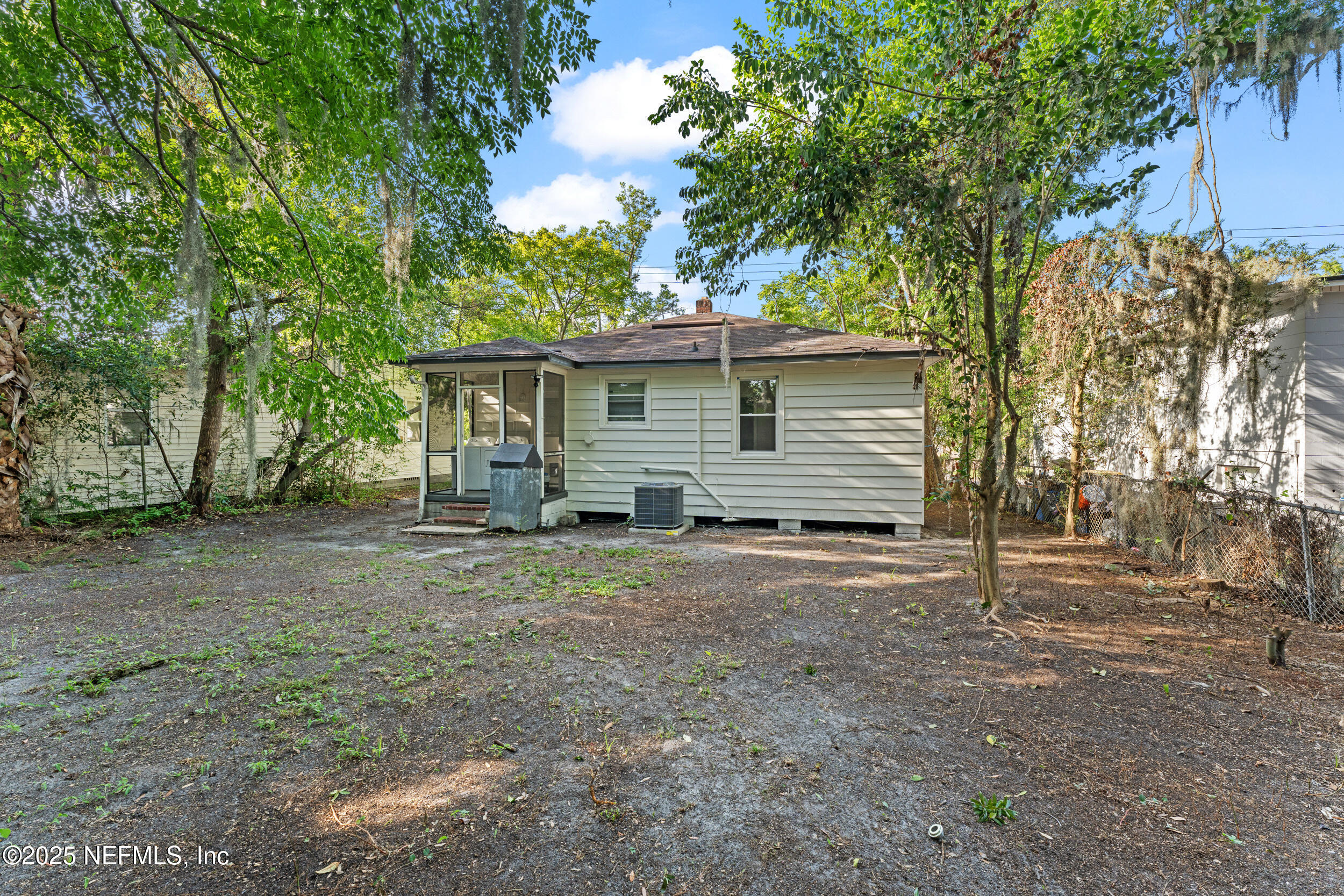431 W 62ND Street