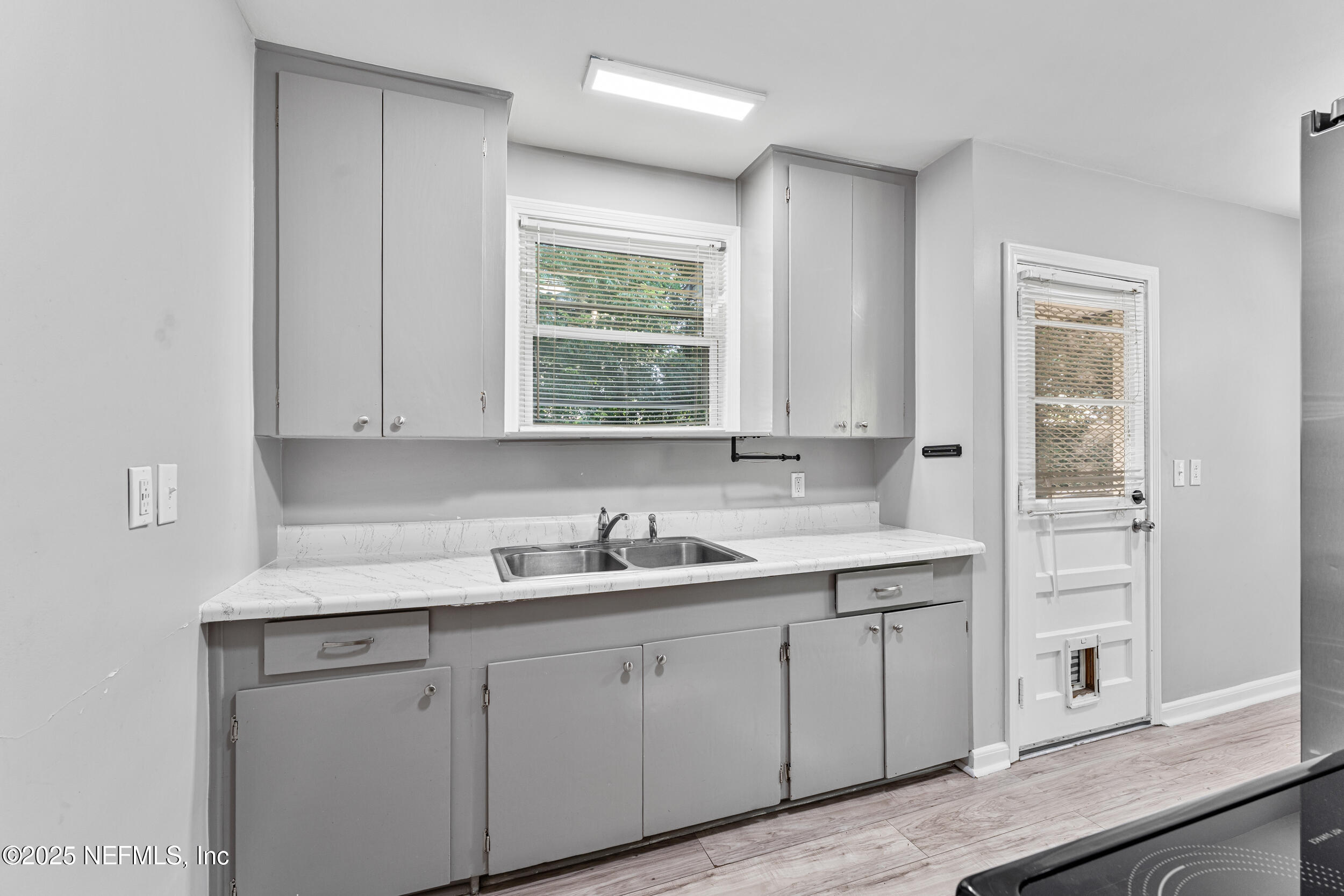 431 W 62ND Street