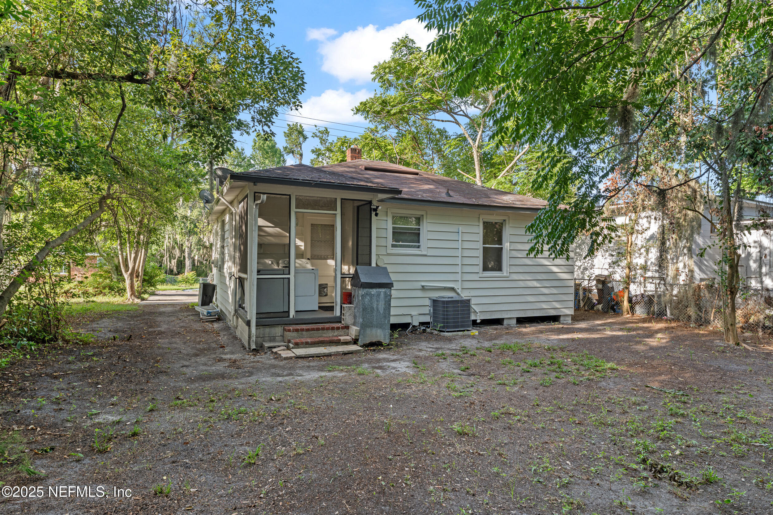 431 W 62ND Street
