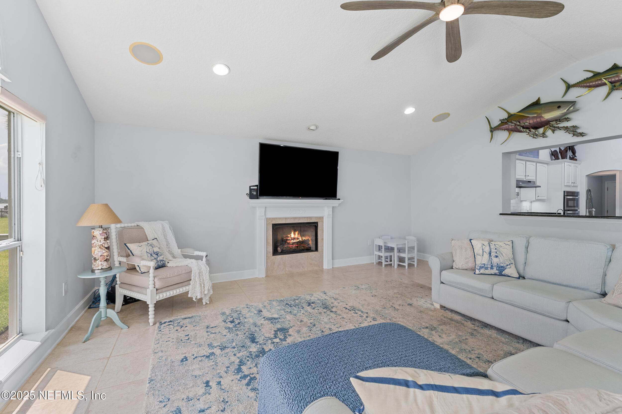 6102 HECKSCHER Drive