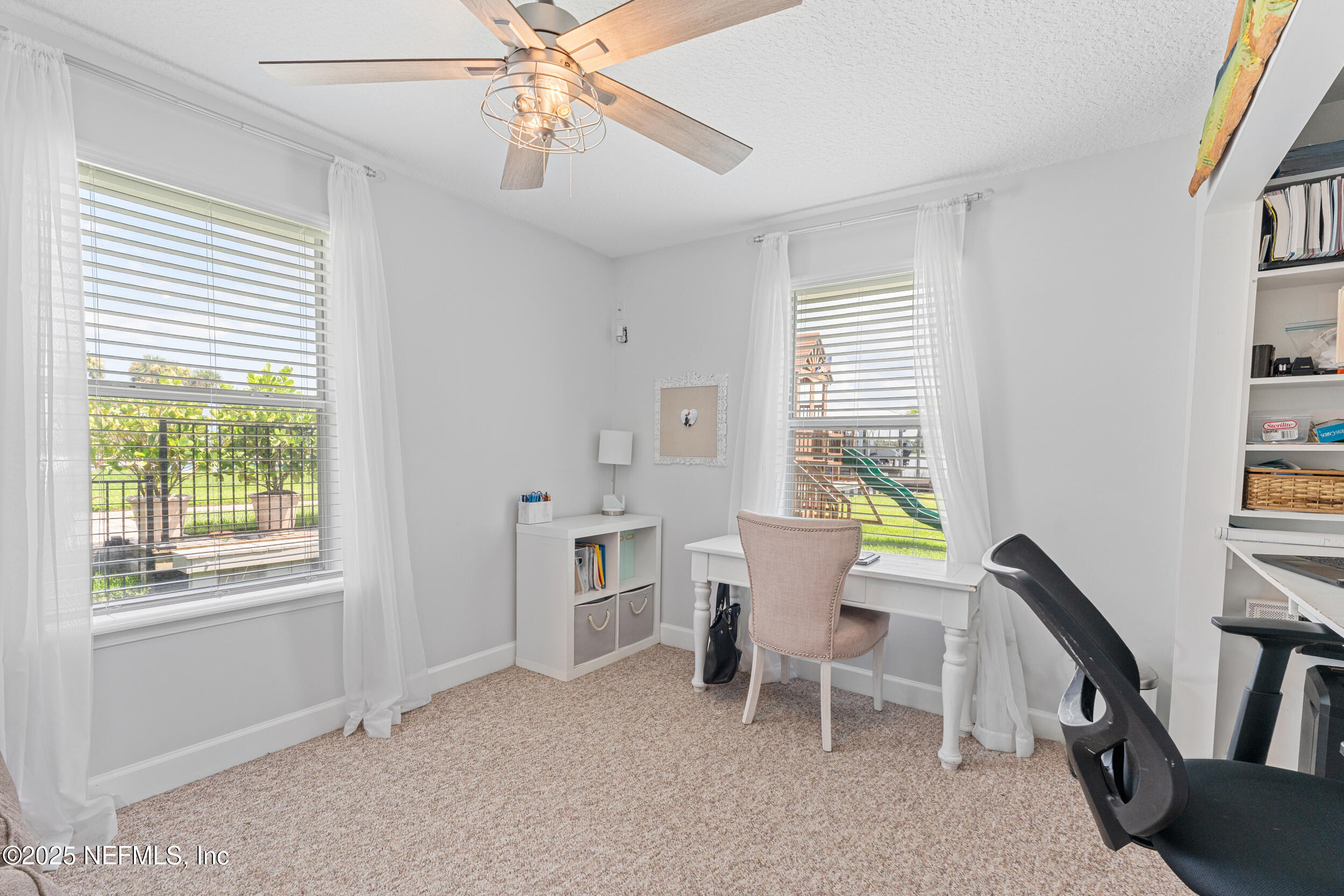 6102 HECKSCHER Drive