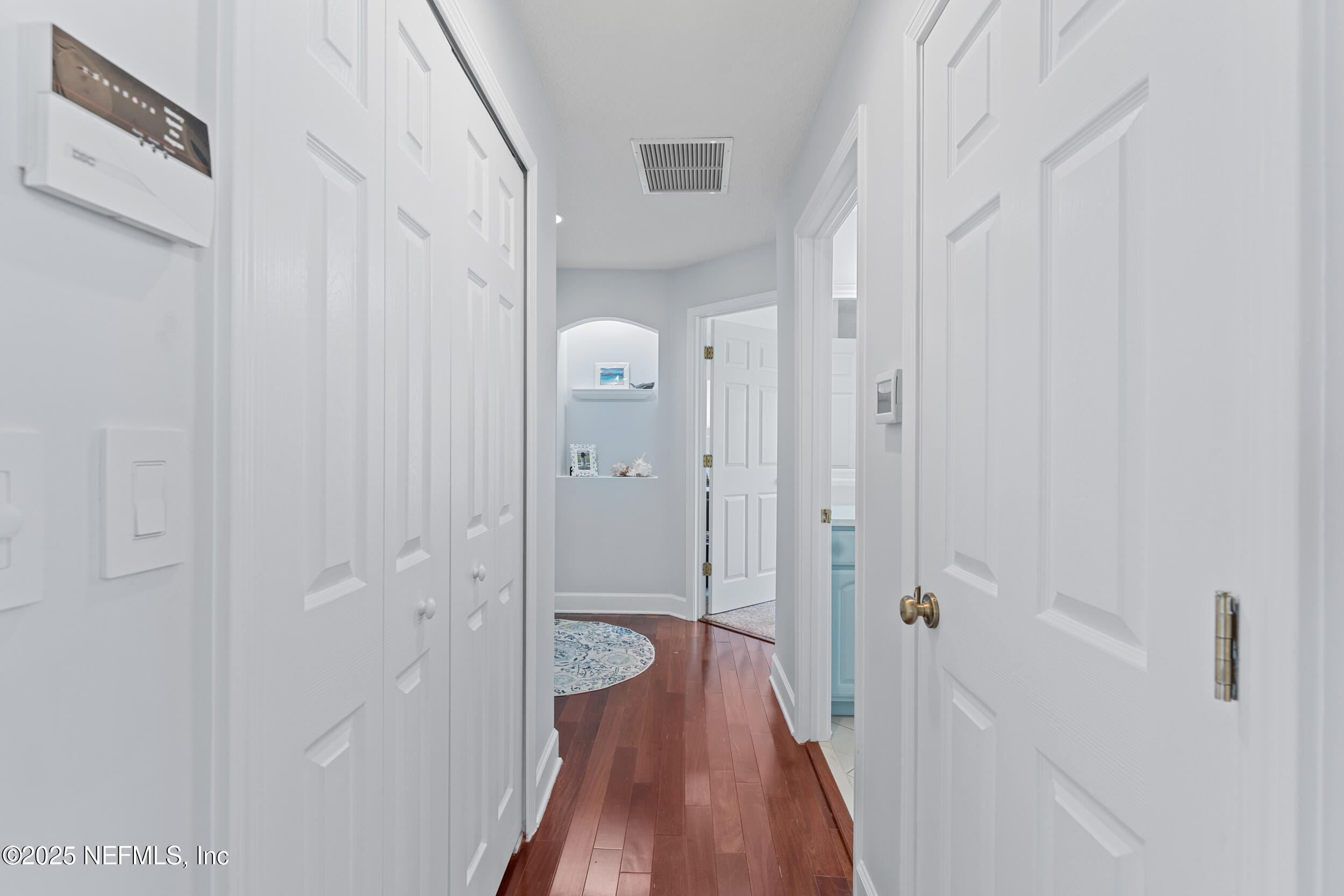 6102 HECKSCHER Drive