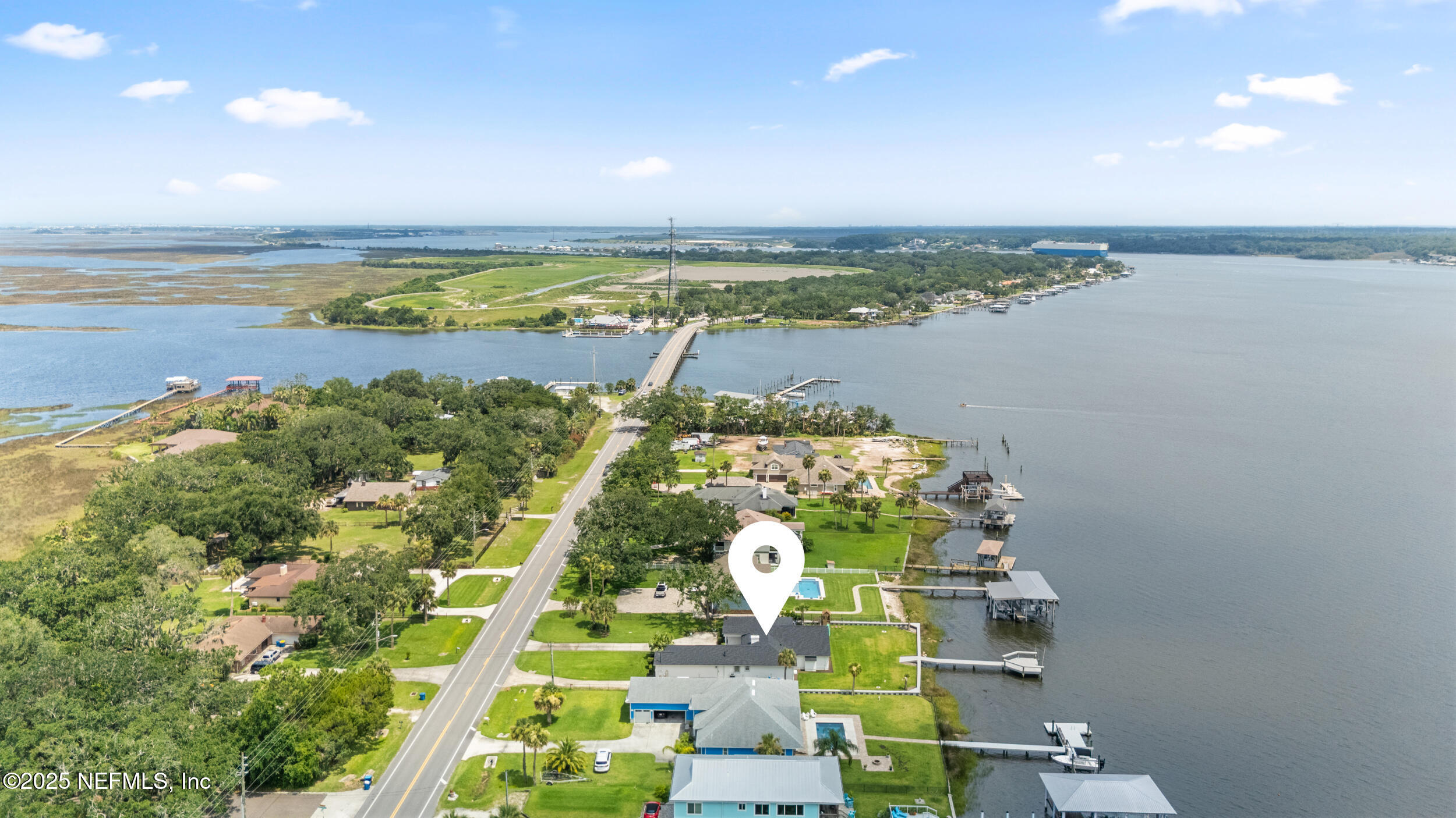 6102 HECKSCHER Drive