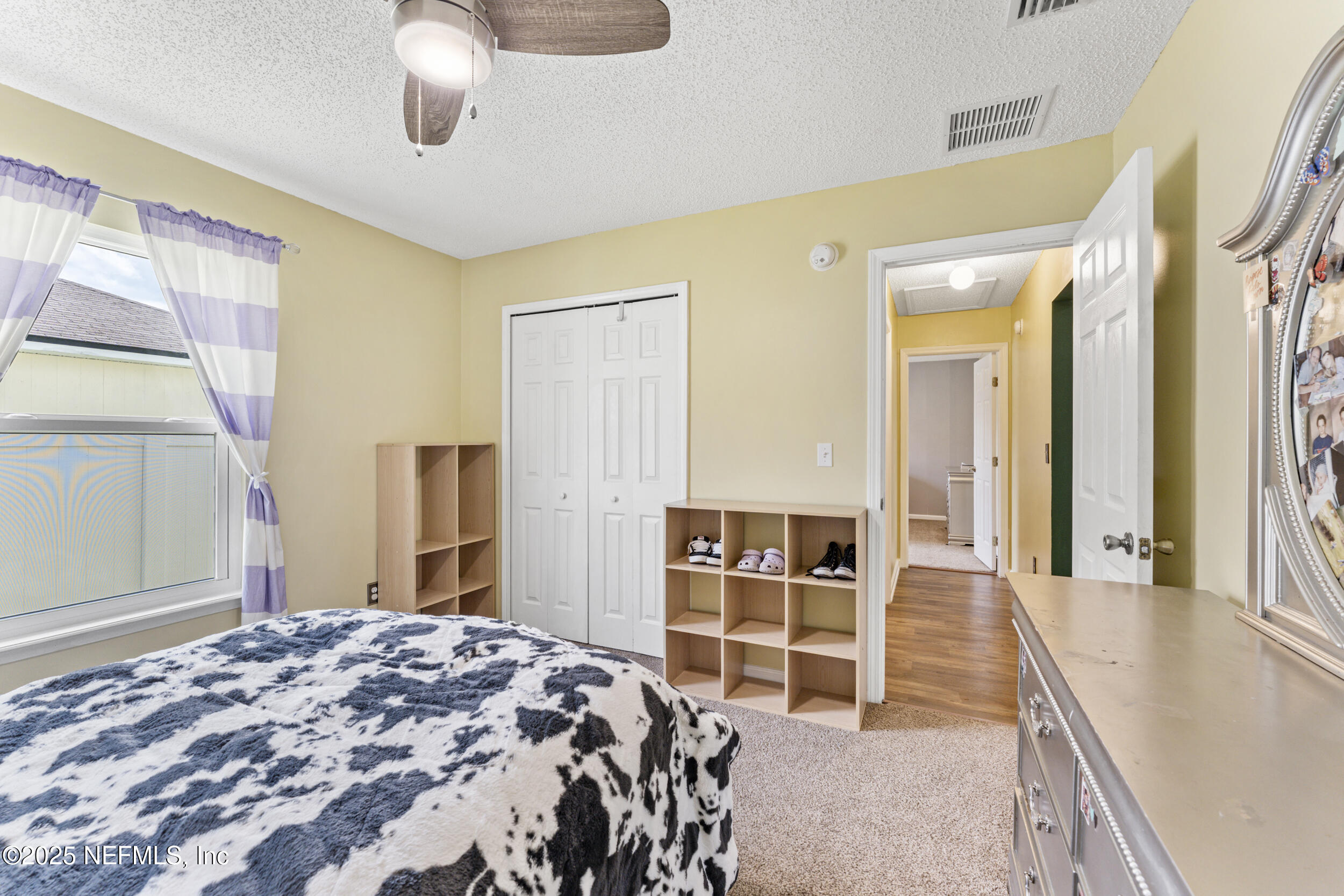 8730 STAR LEAF Road N