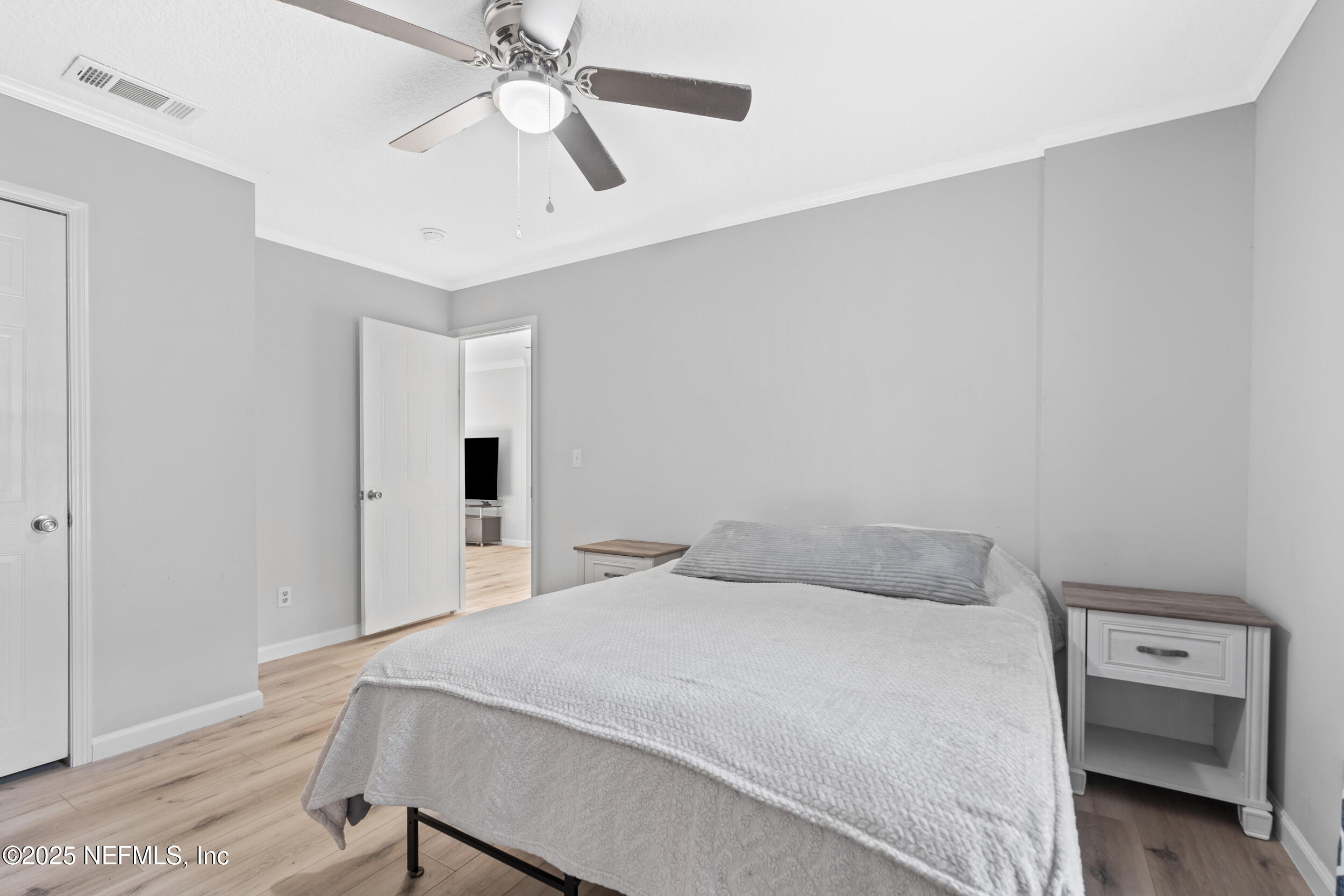 9032 COMMONWEALTH Avenue