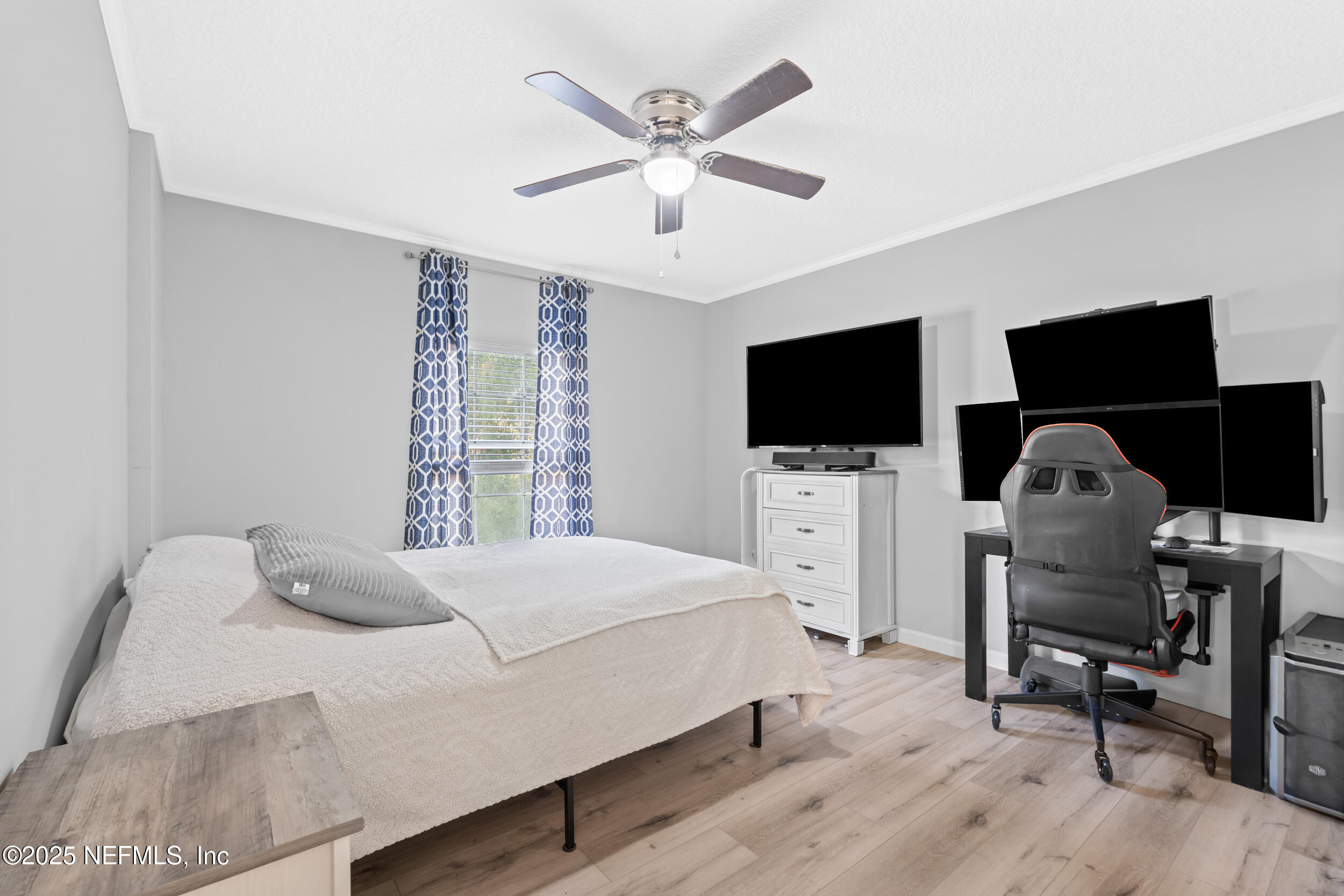 9032 COMMONWEALTH Avenue