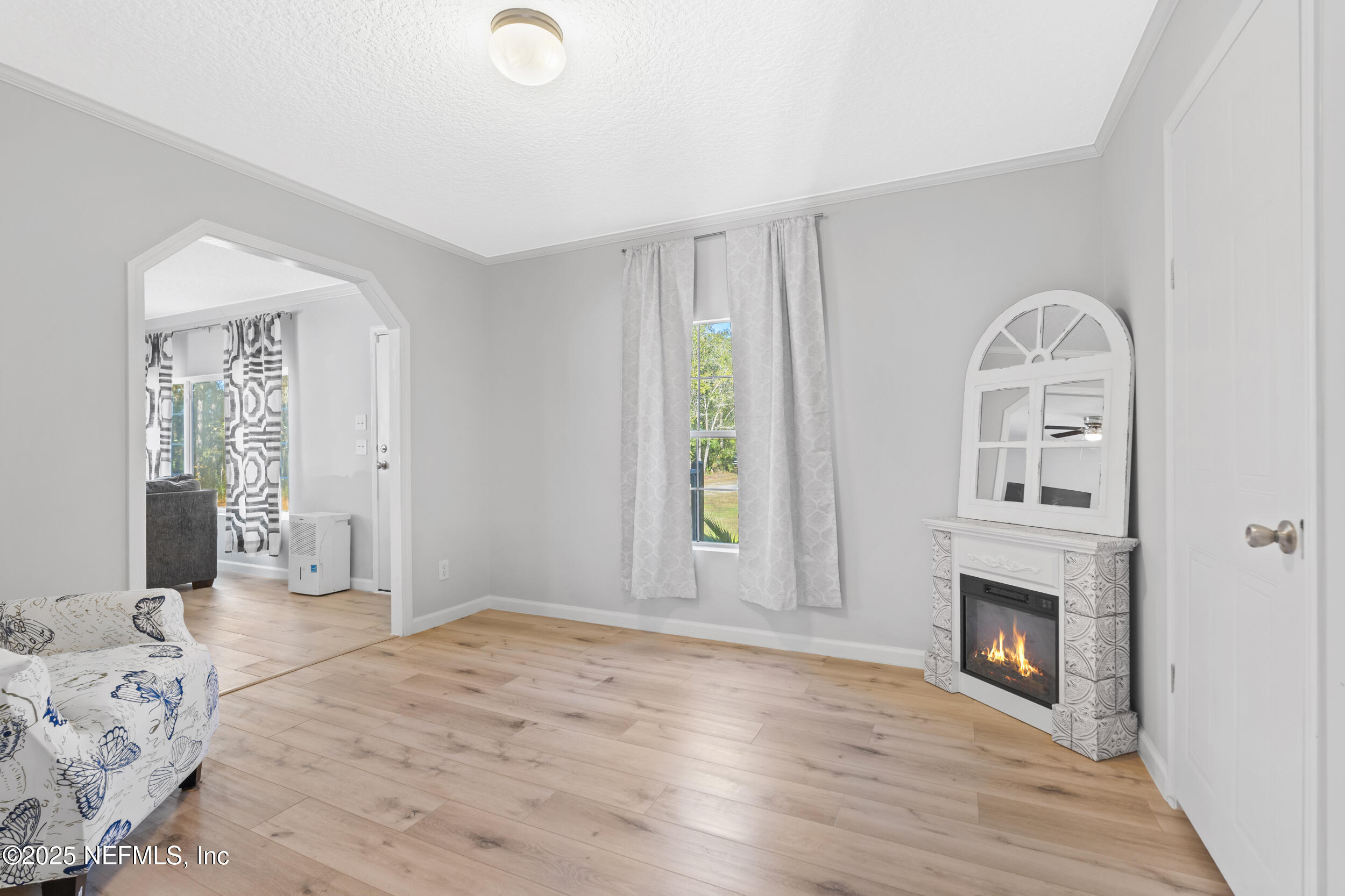 9032 COMMONWEALTH Avenue