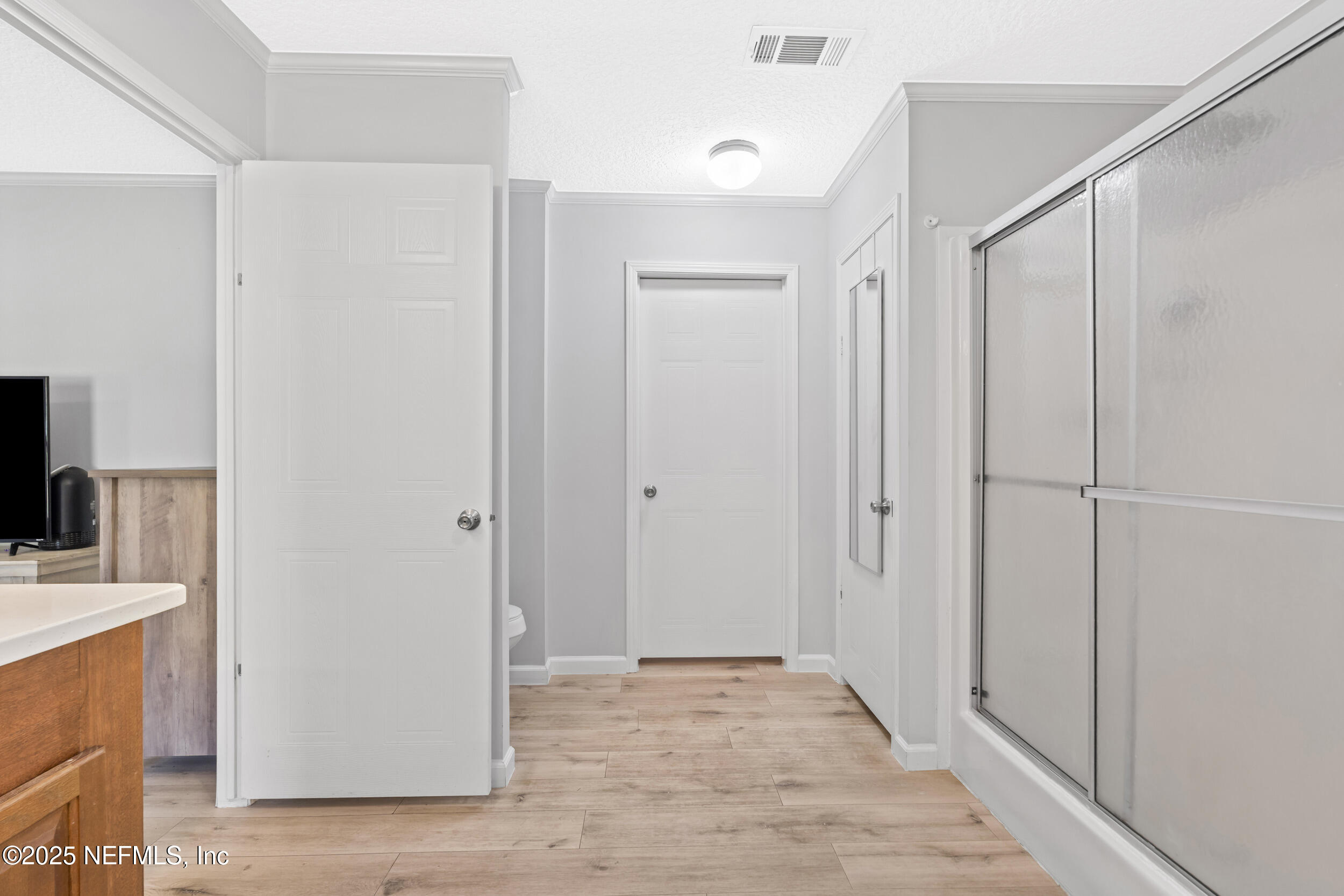 9032 COMMONWEALTH Avenue