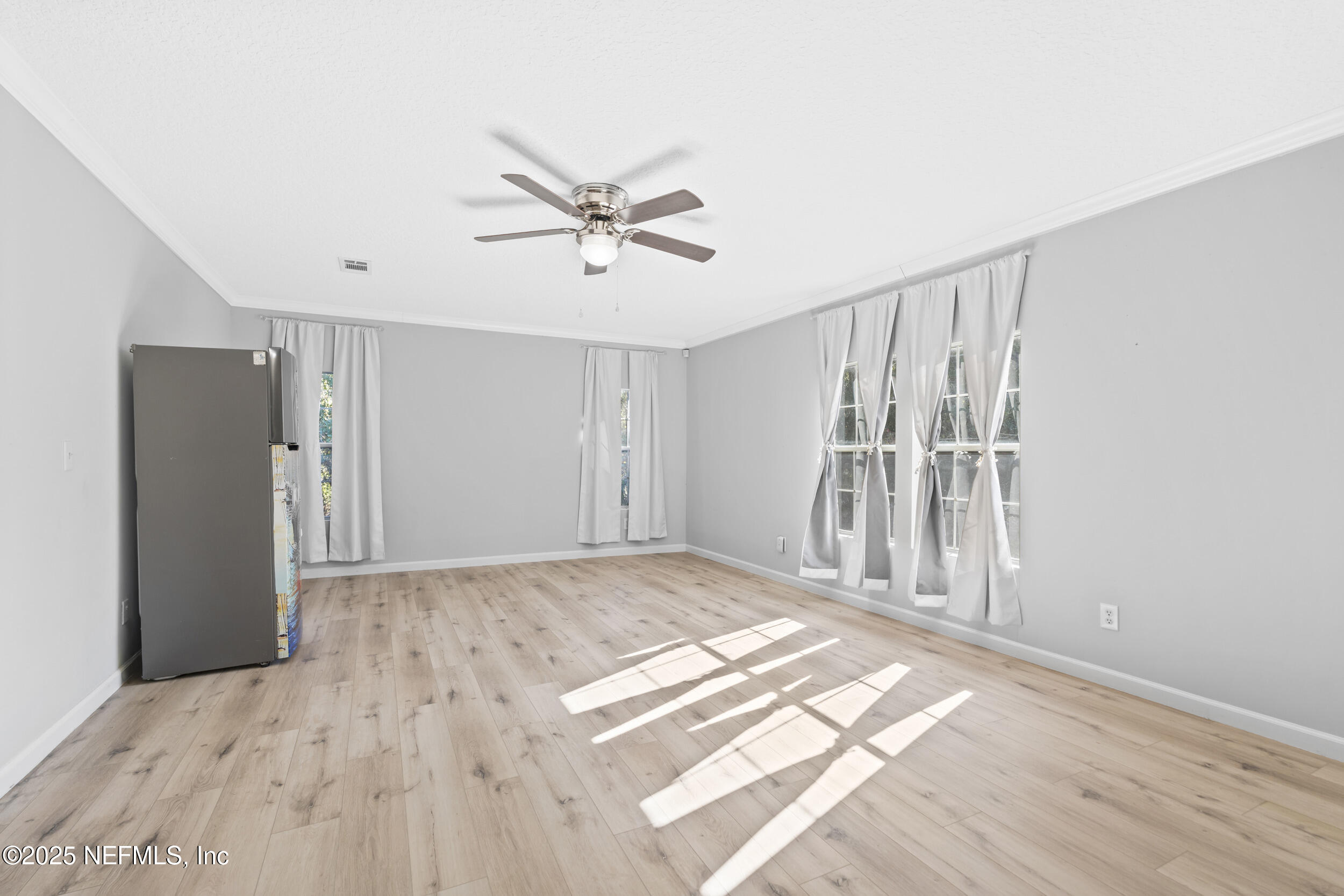 9032 COMMONWEALTH Avenue