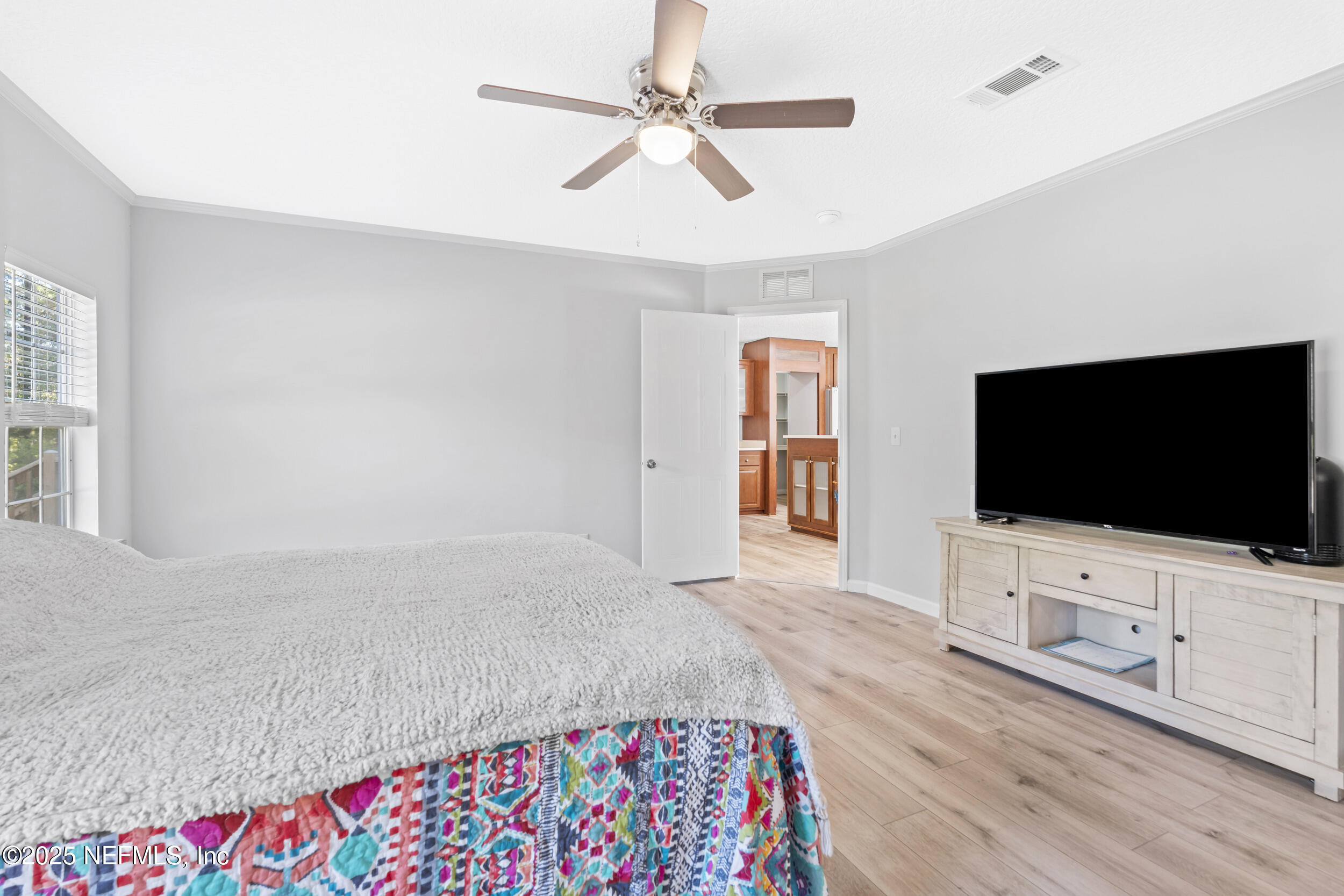 9032 COMMONWEALTH Avenue