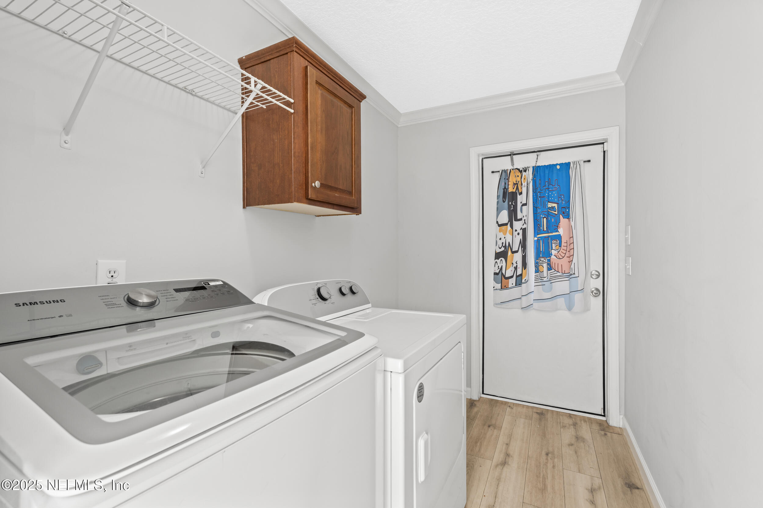 9032 COMMONWEALTH Avenue