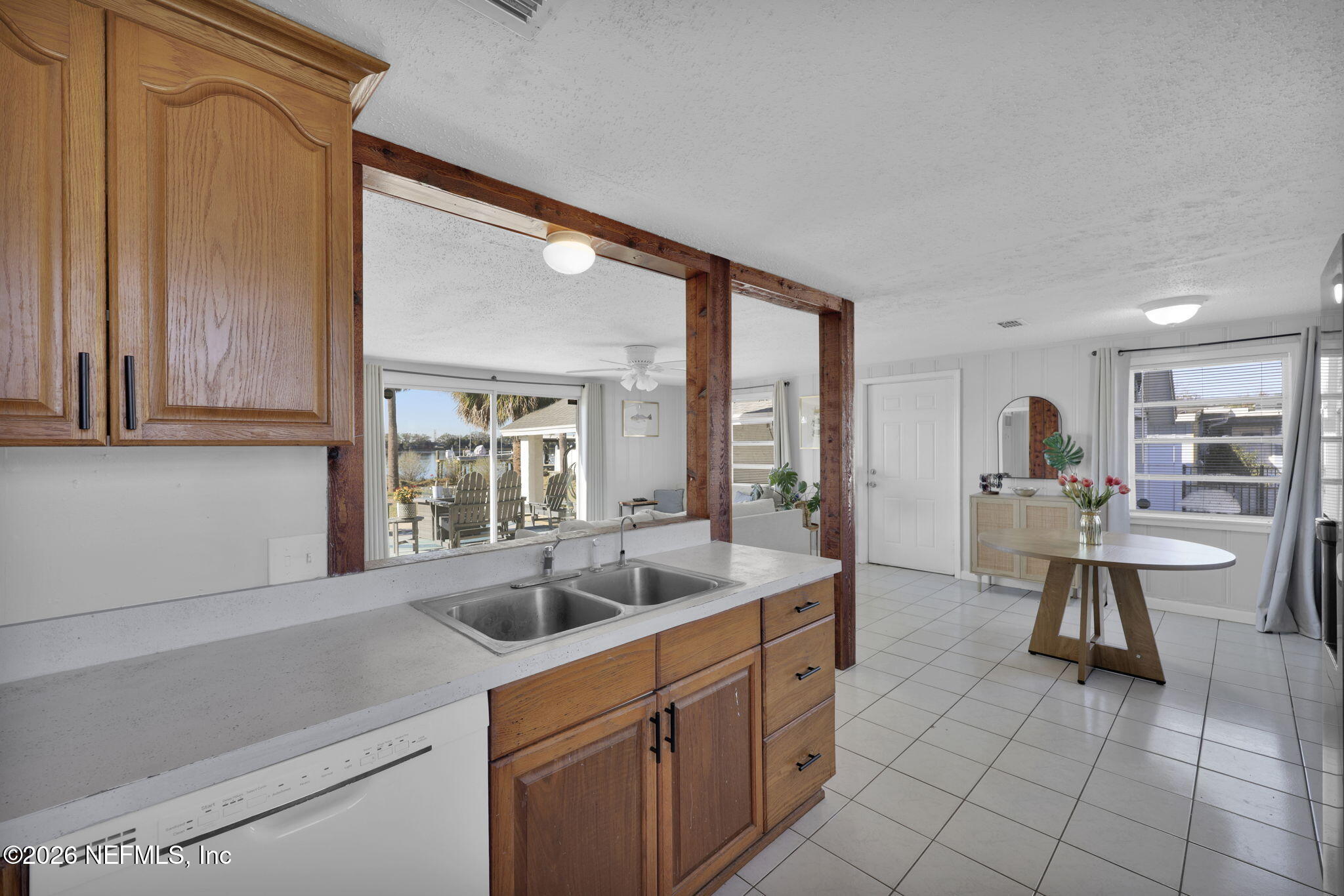 5818 HECKSCHER Drive