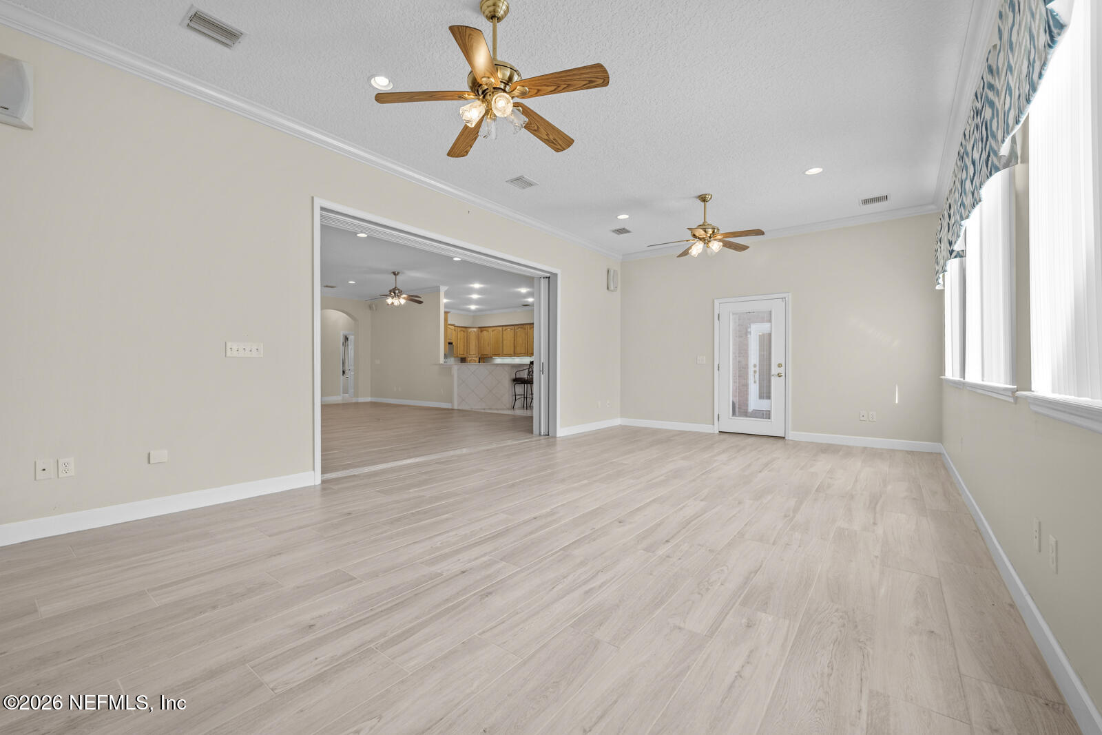 1240 BEEKMAN Drive