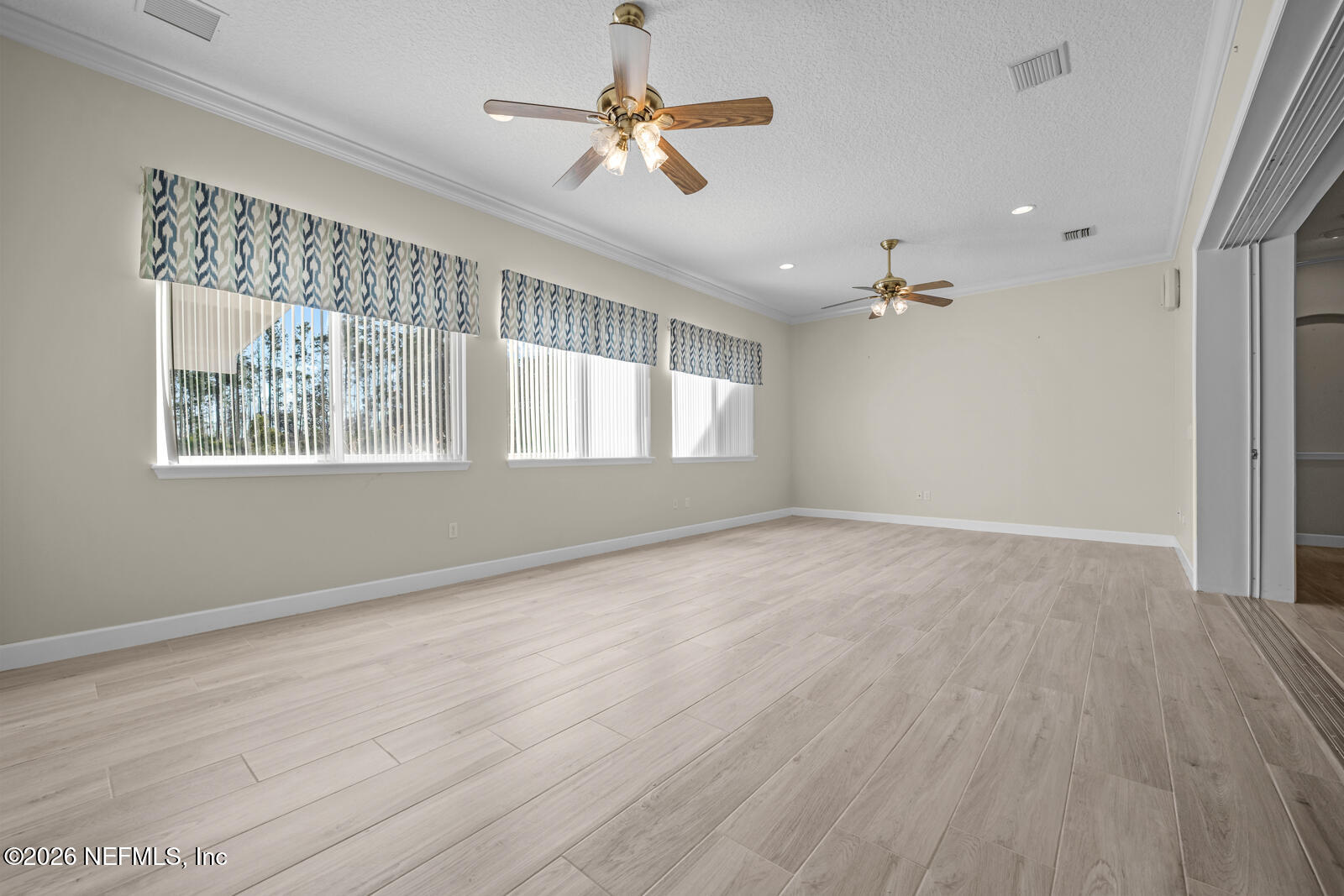 1240 BEEKMAN Drive