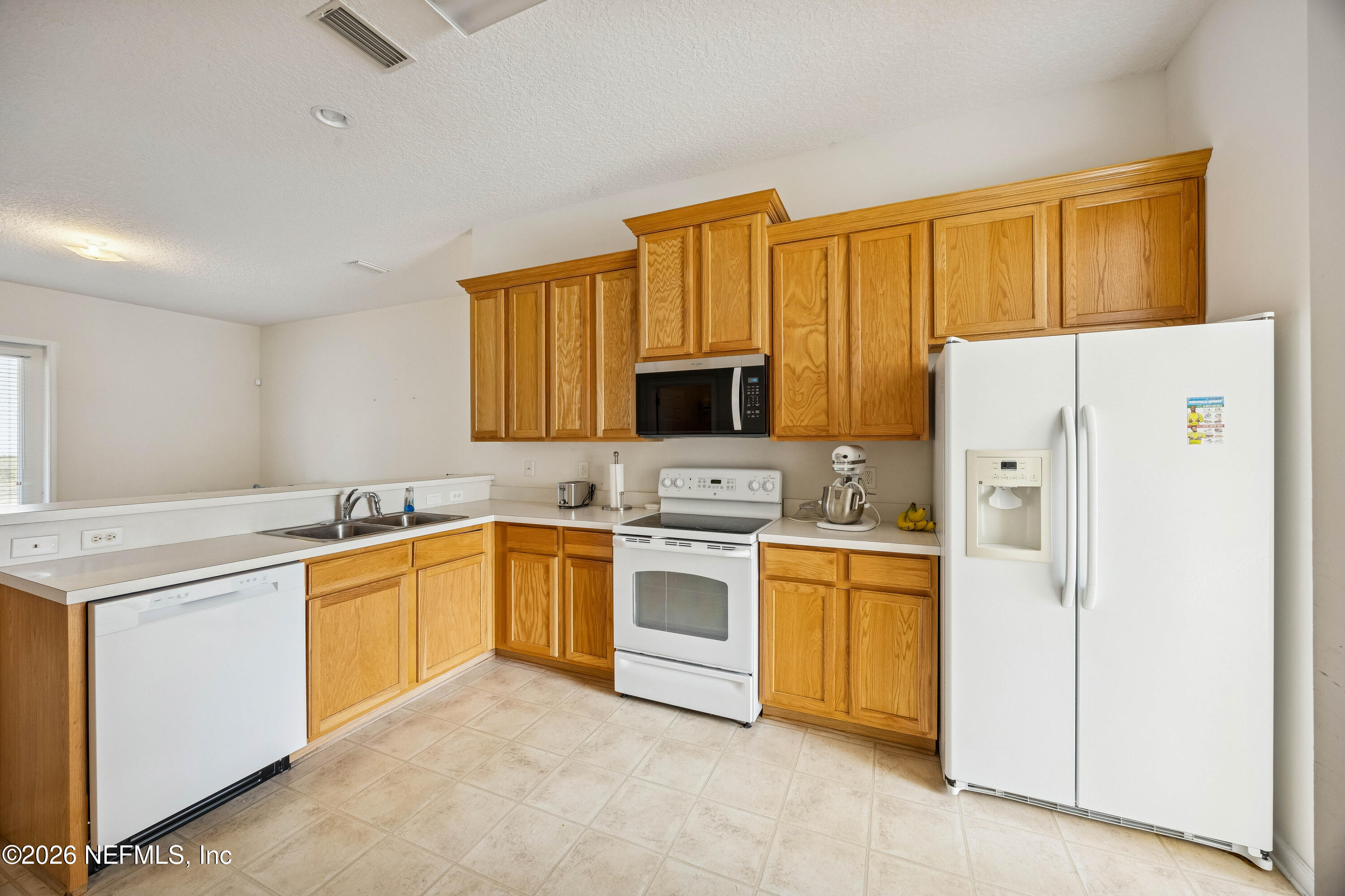 5195 JOHNSON LAKE Court