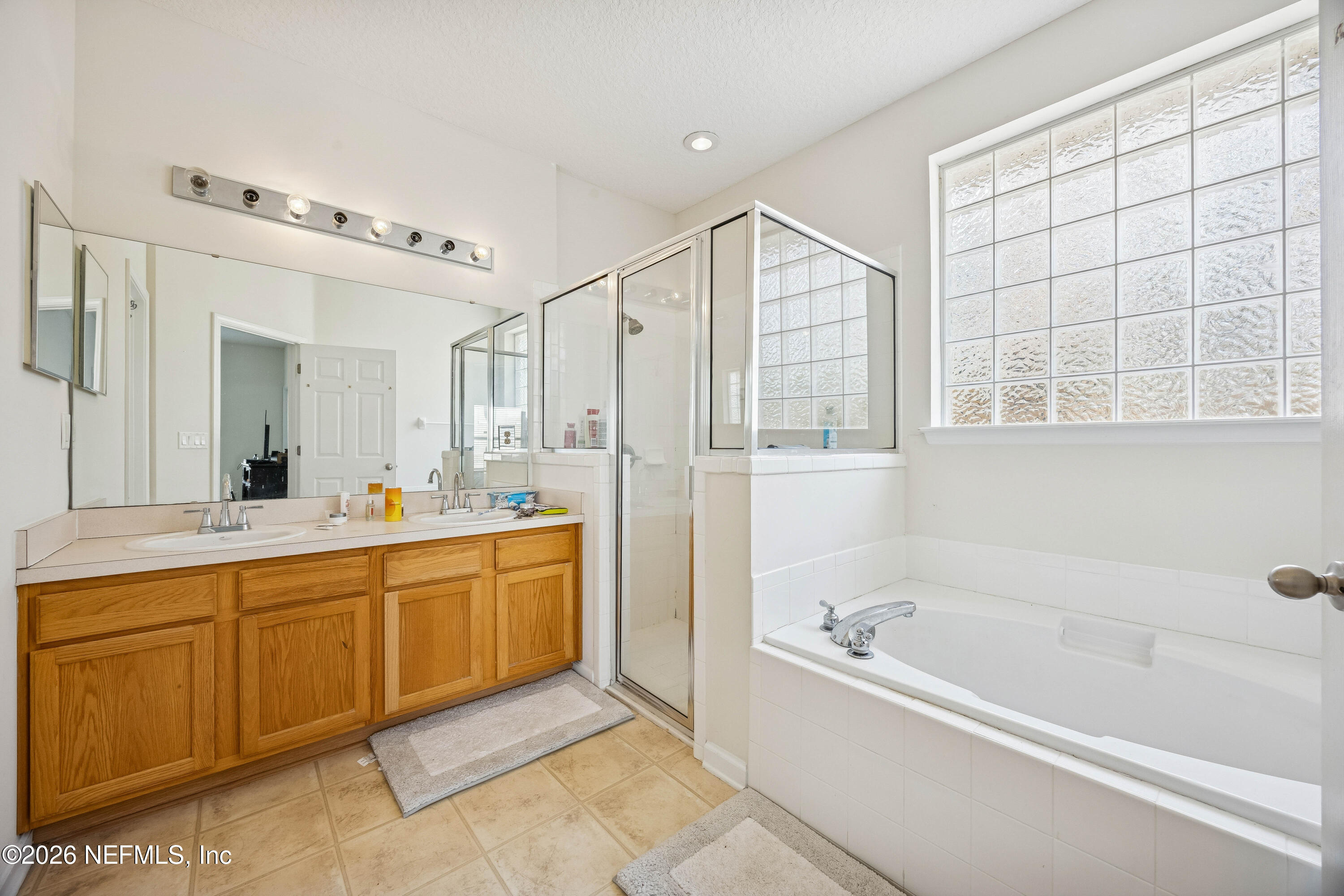 5195 JOHNSON LAKE Court