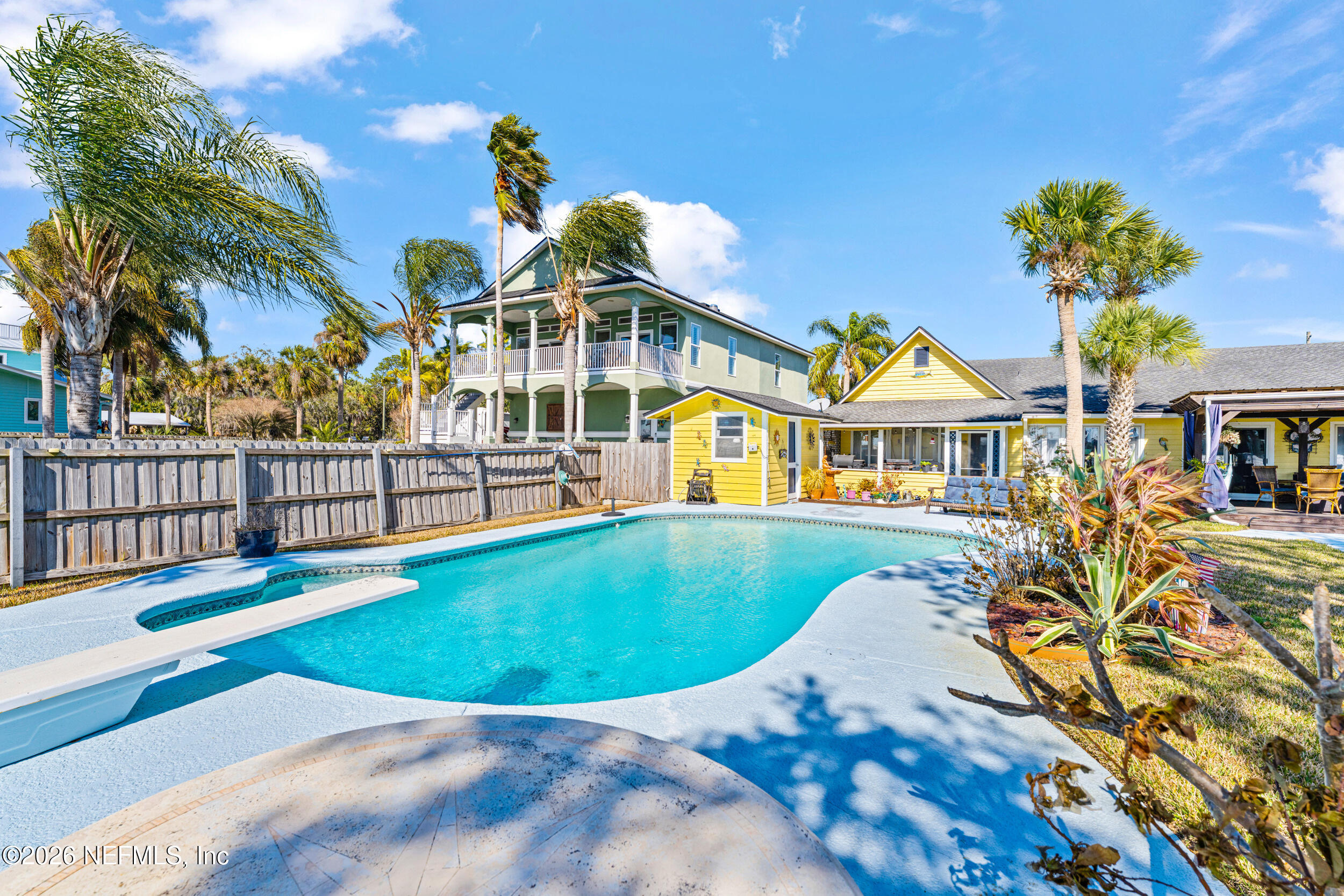 5992 HECKSCHER Drive