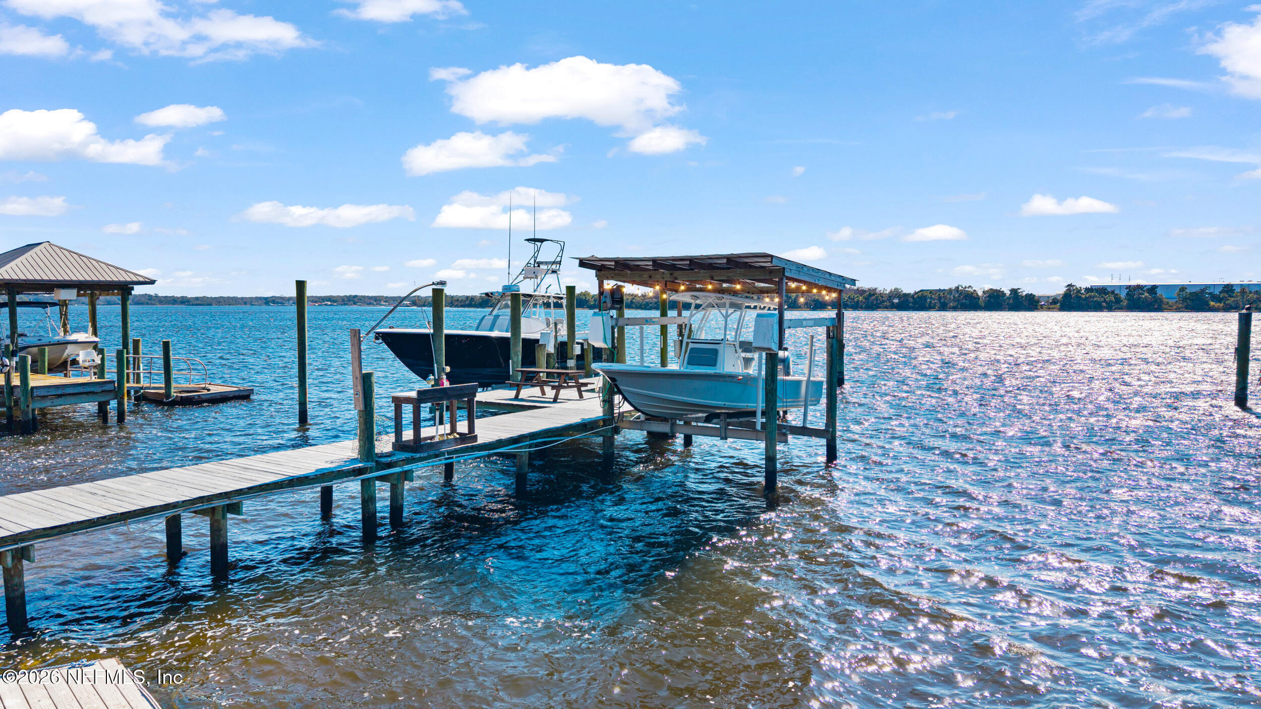 5992 HECKSCHER Drive