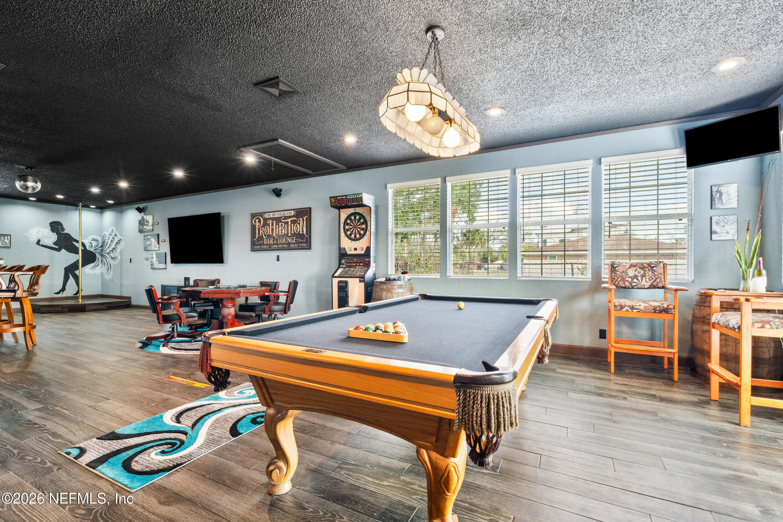 5992 HECKSCHER Drive