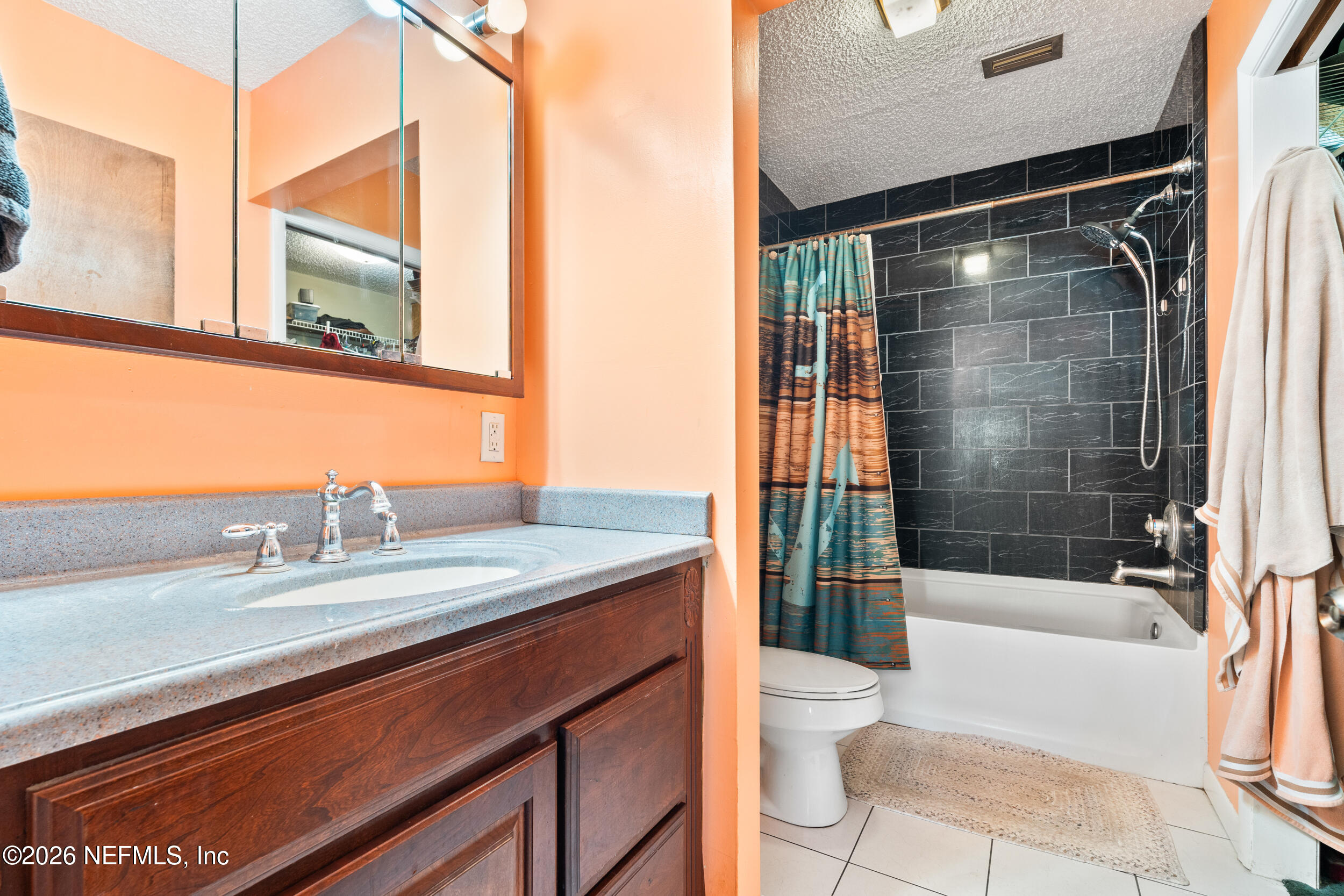 5992 HECKSCHER Drive