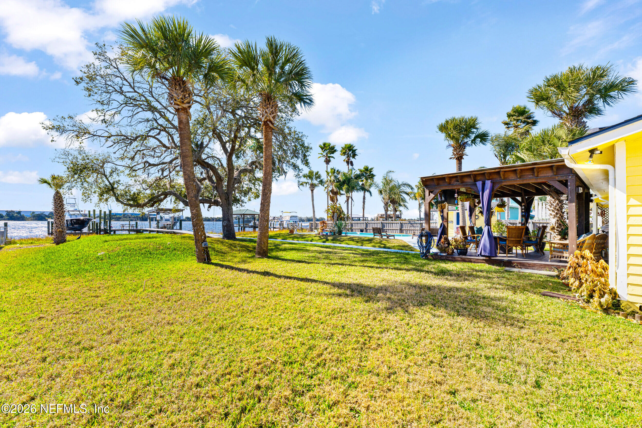 5992 HECKSCHER Drive