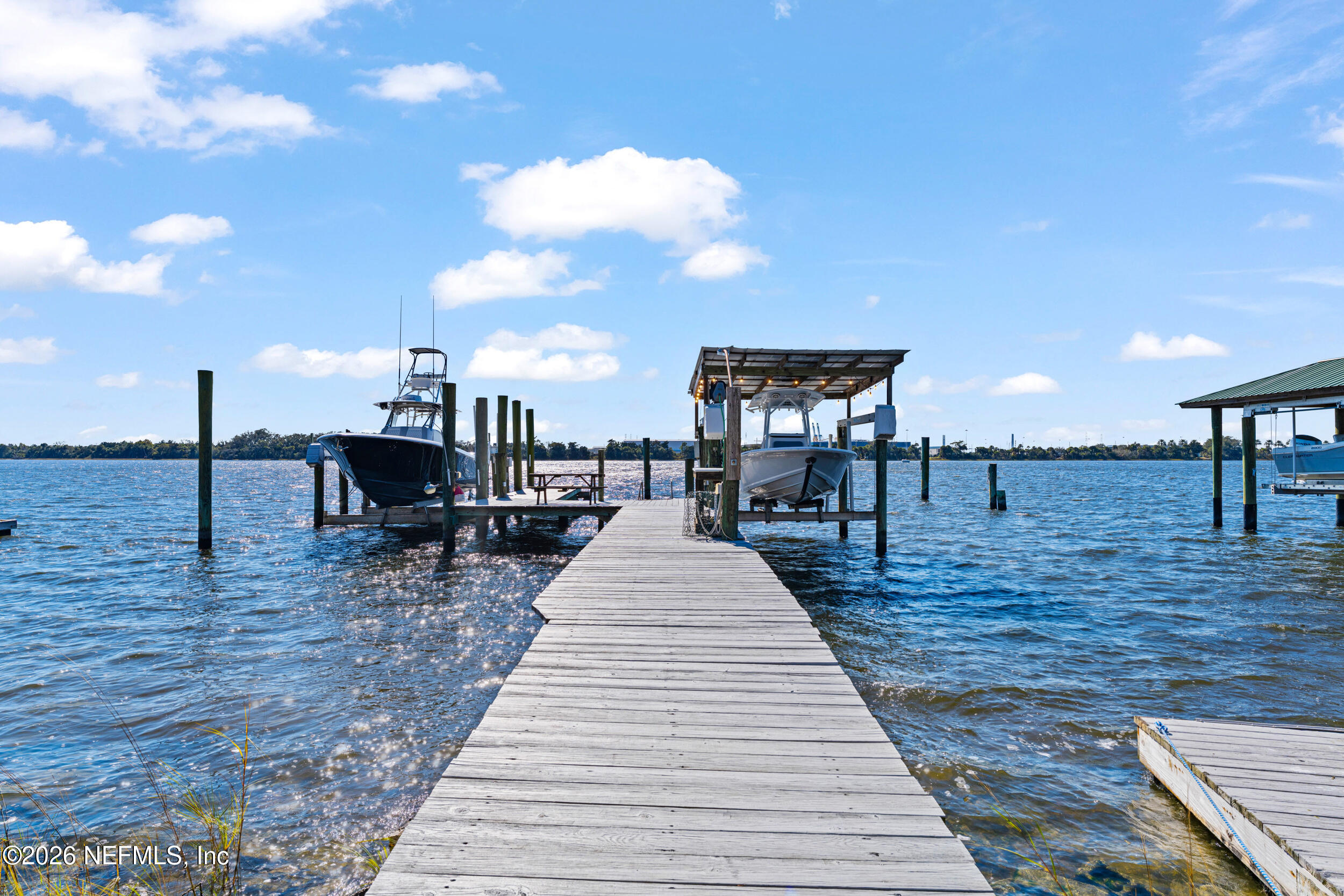 5992 HECKSCHER Drive