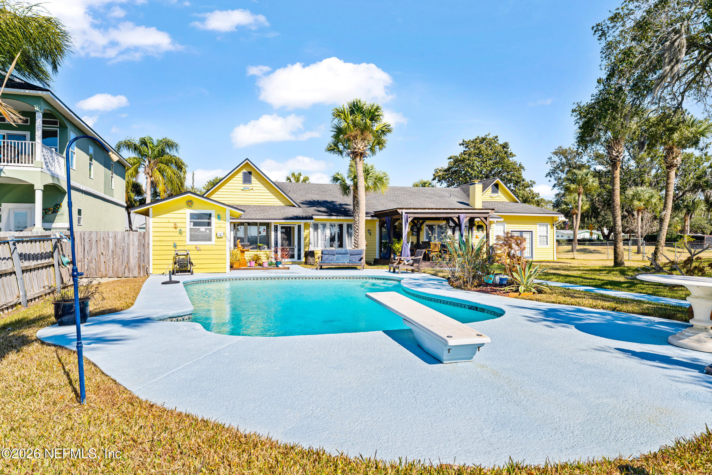 5992 HECKSCHER Drive