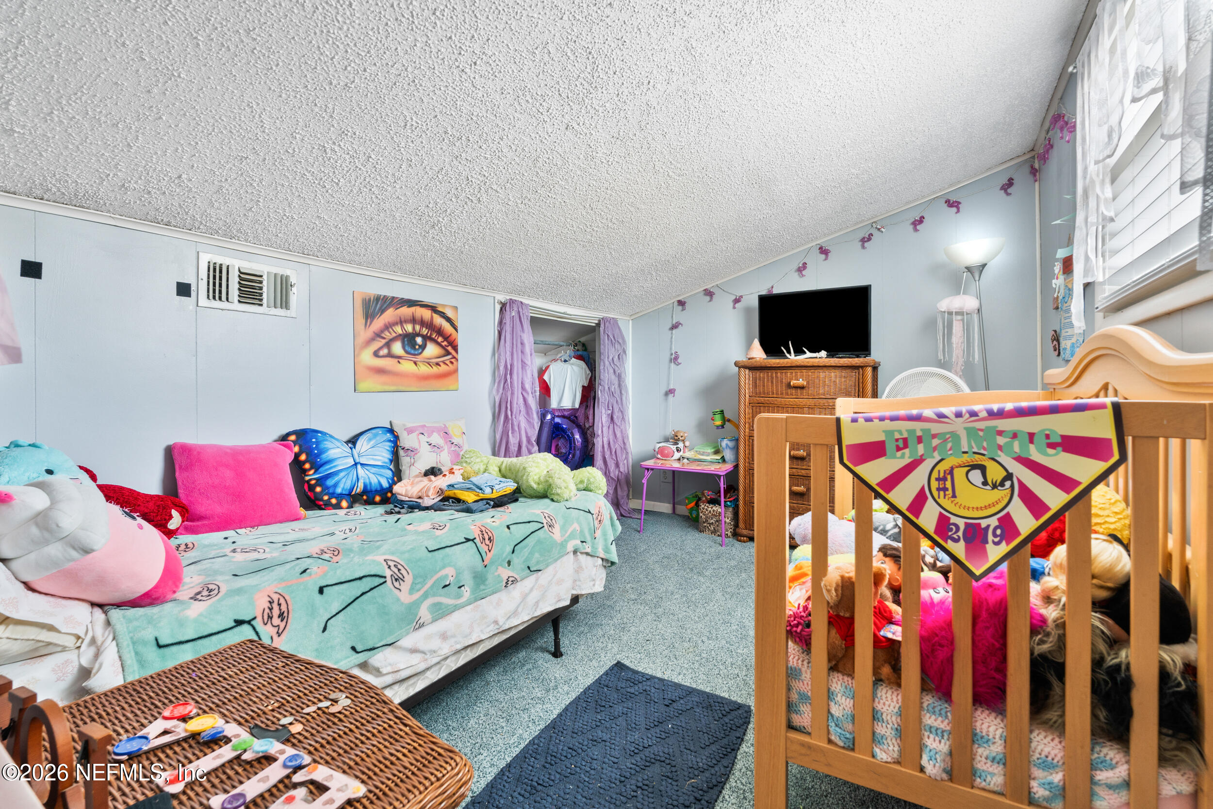 5992 HECKSCHER Drive